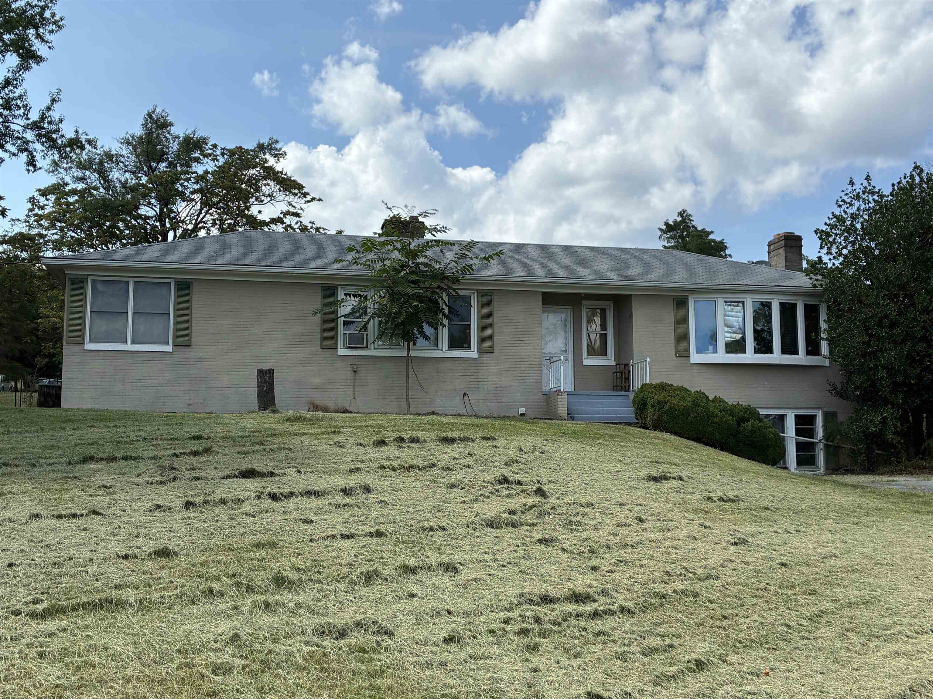 3239 WINDY HEIGHTS LN, ROCKINGHAM, Virginia 22802, 3 Bedrooms Bedrooms, ,1 BathroomBathrooms,Residential,3239 WINDY HEIGHTS LN,680833 MLS # 680833