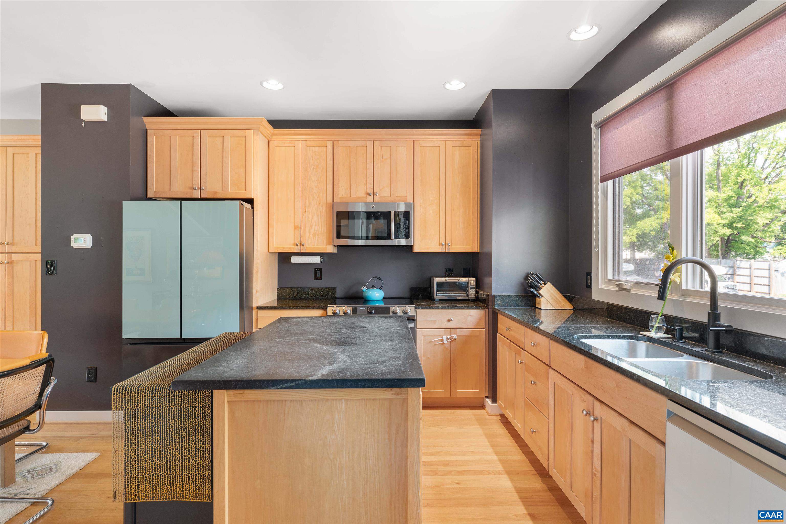 1013 LINDEN AVE, CHARLOTTESVILLE, Virginia 22902, 3 Bedrooms Bedrooms, ,2 BathroomsBathrooms,Residential,Townhouse w/Roof Deck Mtn View!,1013 LINDEN AVE,680835 MLS # 680835