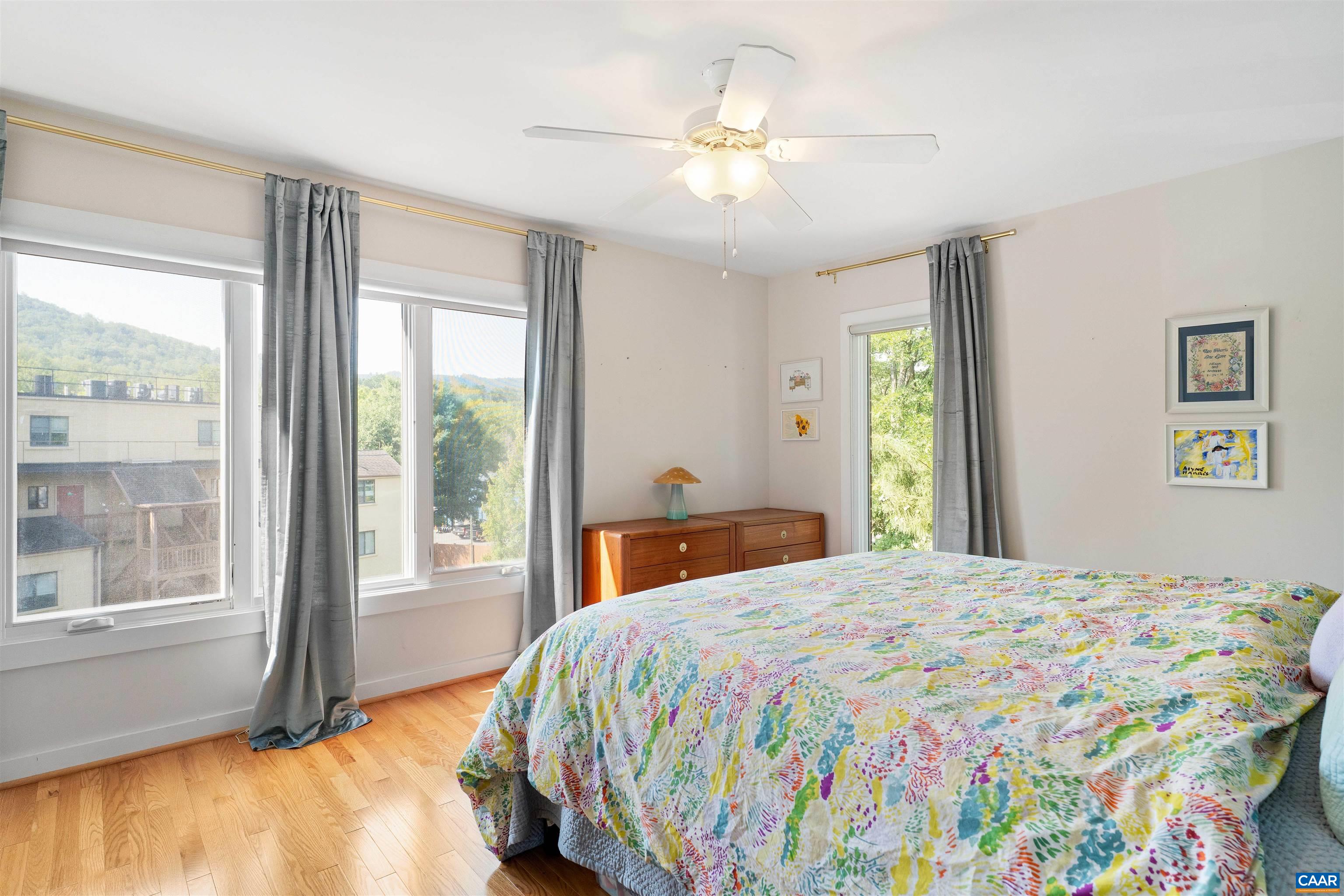 1013 LINDEN AVE, CHARLOTTESVILLE, Virginia 22902, 3 Bedrooms Bedrooms, ,2 BathroomsBathrooms,Residential,Townhouse w/Roof Deck Mtn View!,1013 LINDEN AVE,680835 MLS # 680835