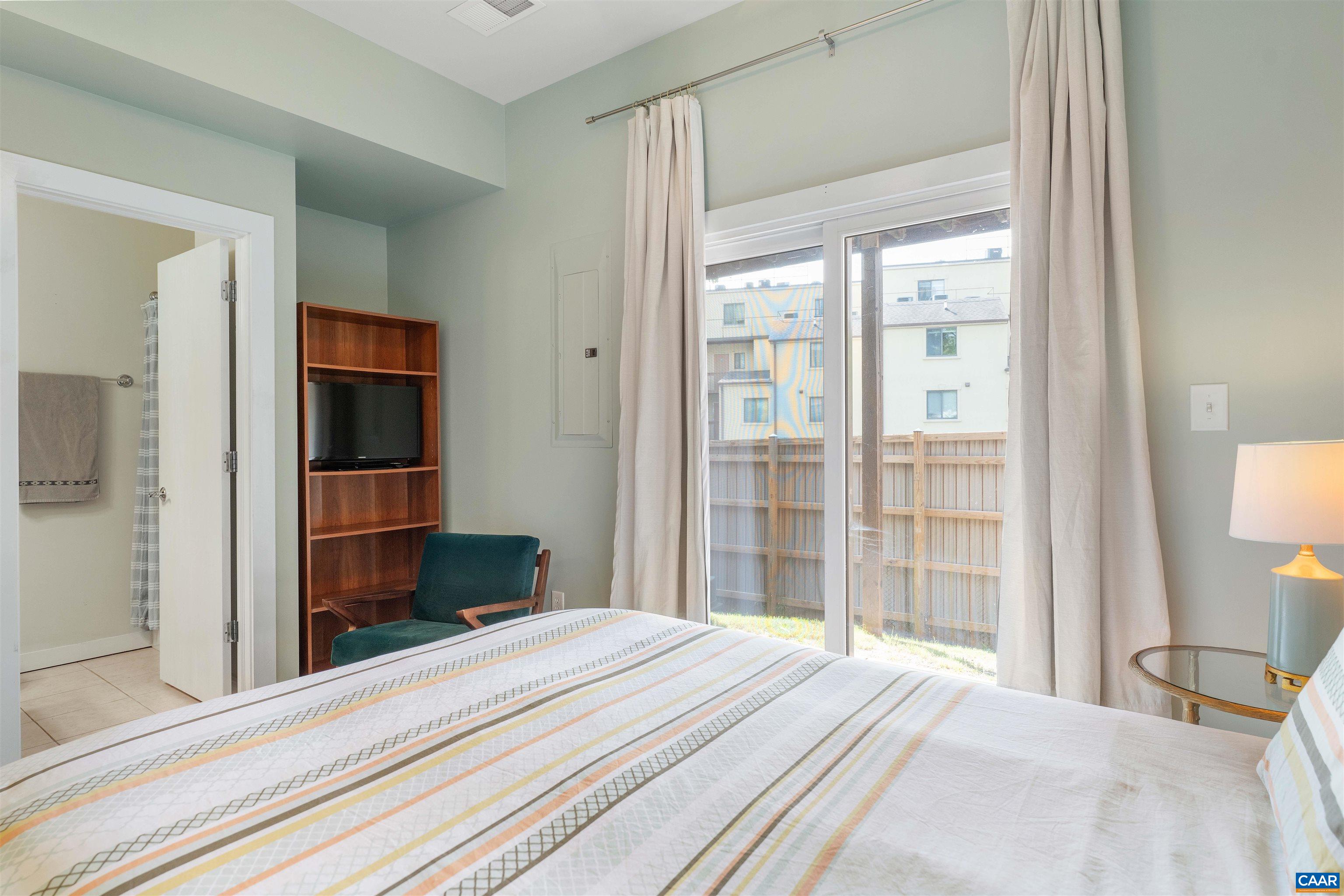 1013 LINDEN AVE, CHARLOTTESVILLE, Virginia 22902, 3 Bedrooms Bedrooms, ,2 BathroomsBathrooms,Residential,Townhouse w/Roof Deck Mtn View!,1013 LINDEN AVE,680835 MLS # 680835