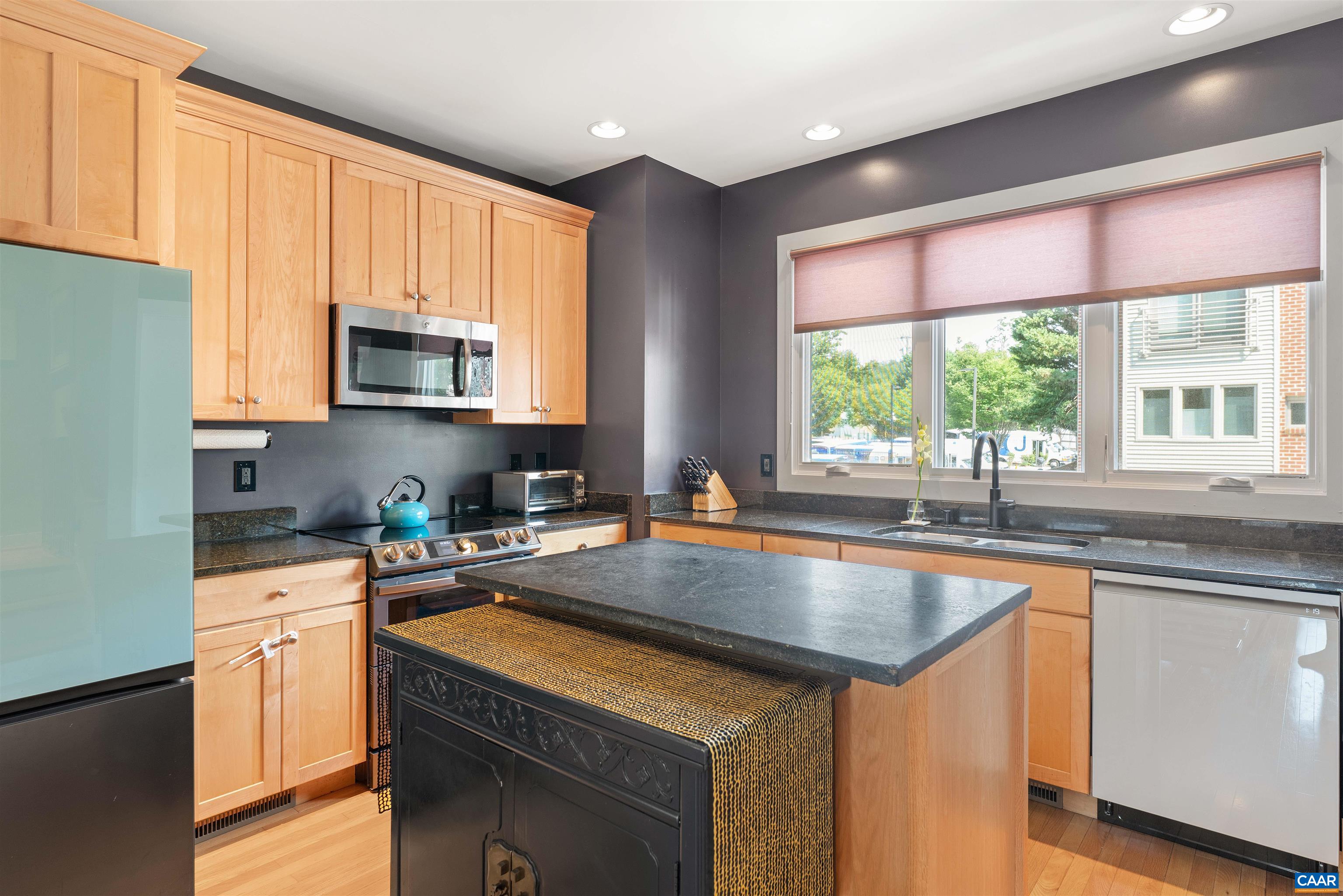 1013 LINDEN AVE, CHARLOTTESVILLE, Virginia 22902, 3 Bedrooms Bedrooms, ,2 BathroomsBathrooms,Residential,Townhouse w/Roof Deck Mtn View!,1013 LINDEN AVE,680835 MLS # 680835