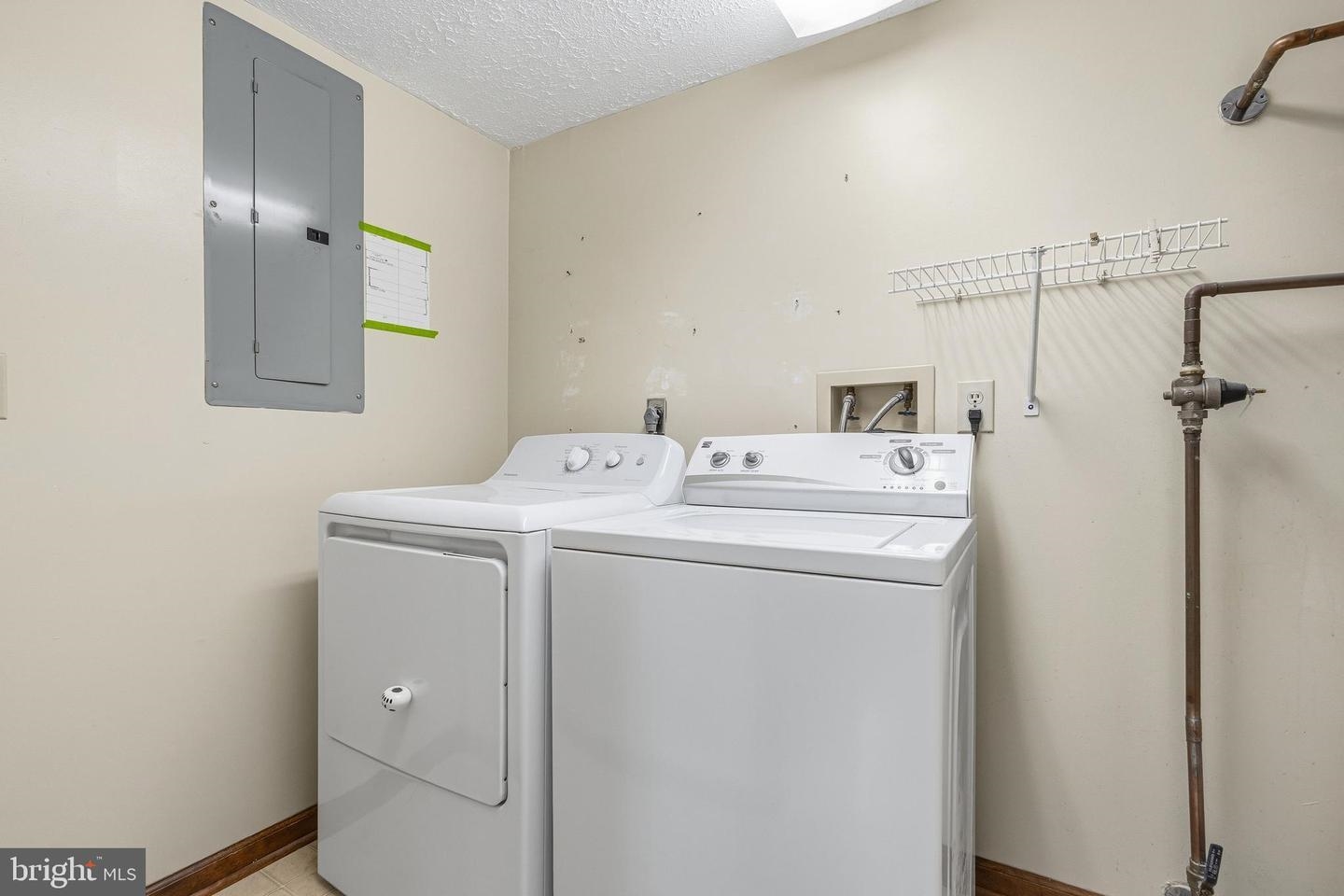 214 SEVENTH AVE, LURAY, Virginia 22835, 2 Bedrooms Bedrooms, ,1 BathroomBathrooms,Residential,214 SEVENTH AVE,680845 MLS # 680845