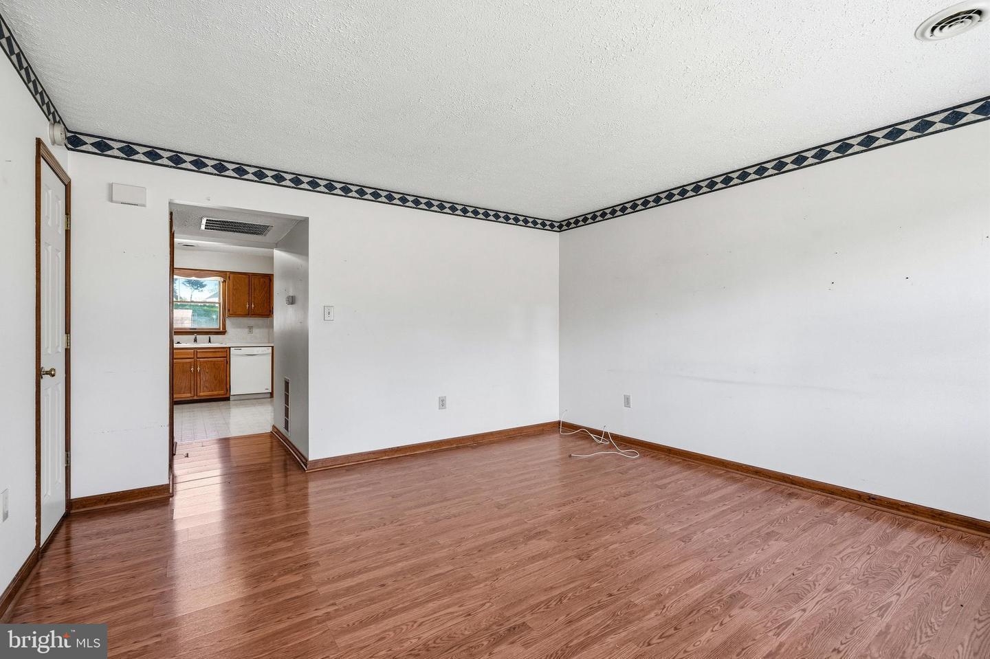 214 SEVENTH AVE, LURAY, Virginia 22835, 2 Bedrooms Bedrooms, ,1 BathroomBathrooms,Residential,214 SEVENTH AVE,680845 MLS # 680845