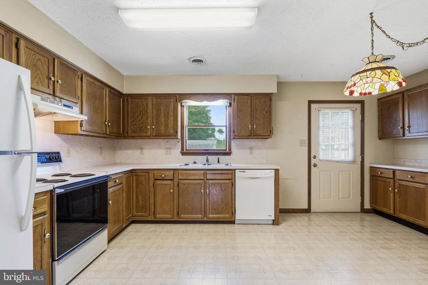 214 SEVENTH AVE, LURAY, Virginia 22835, 2 Bedrooms Bedrooms, ,1 BathroomBathrooms,Residential,214 SEVENTH AVE,680845 MLS # 680845