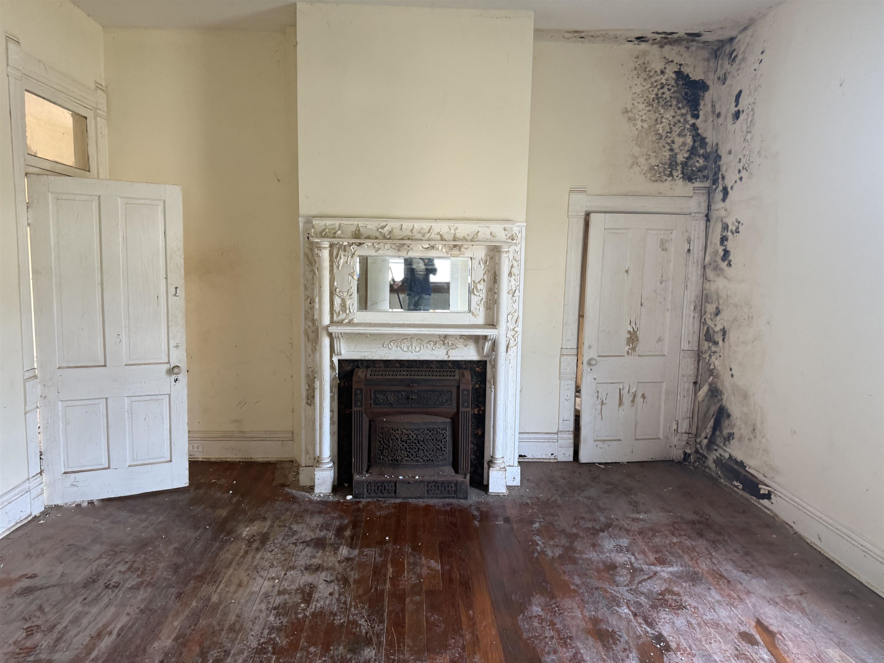 2374 MAPLE AVE, BUENA VISTA, Virginia 24416, 6 Bedrooms Bedrooms, ,3 BathroomsBathrooms,Residential,2374 MAPLE AVE,678415 MLS # 678415
