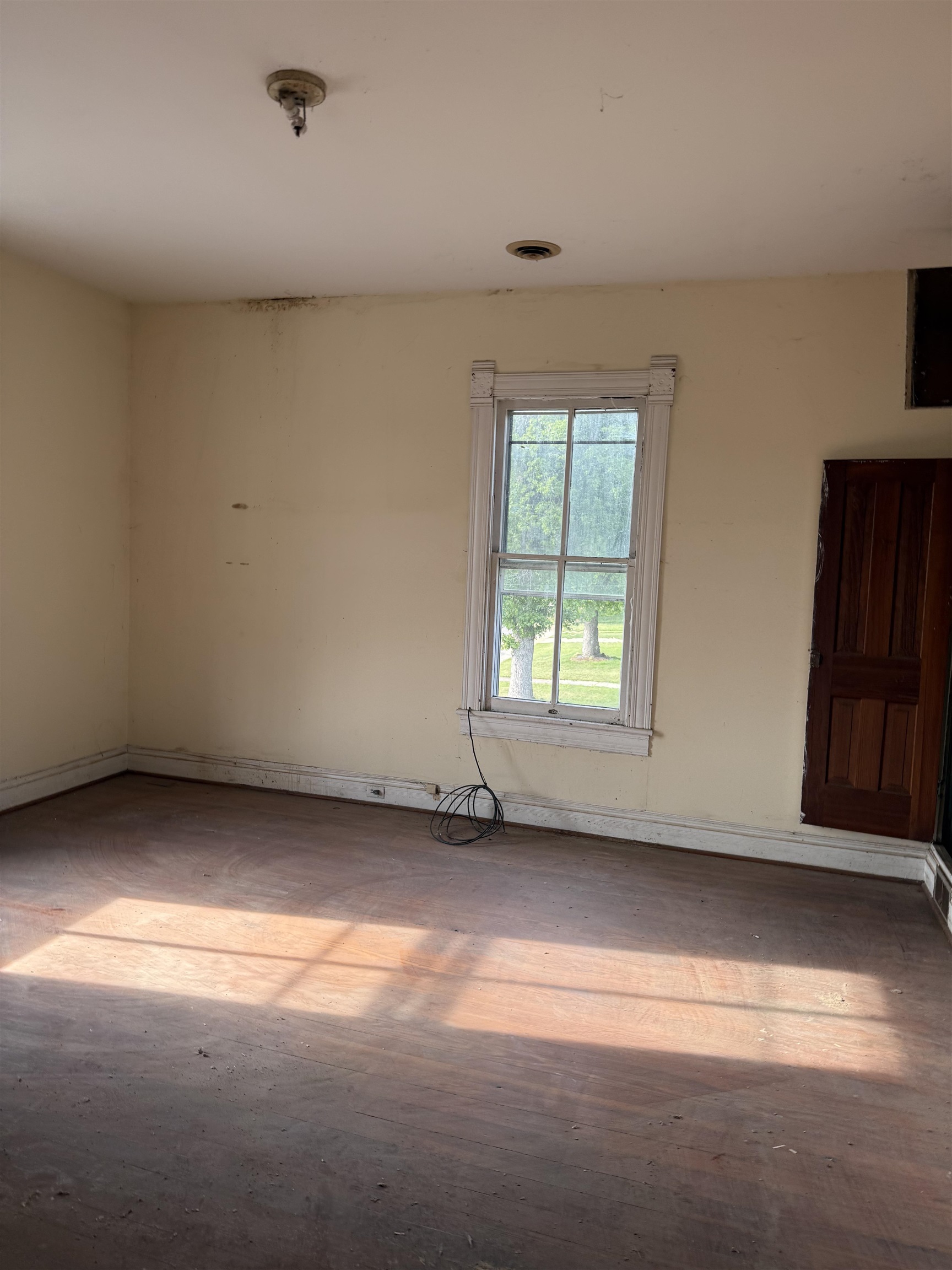 2374 MAPLE AVE, BUENA VISTA, Virginia 24416, 6 Bedrooms Bedrooms, ,3 BathroomsBathrooms,Residential,2374 MAPLE AVE,678415 MLS # 678415