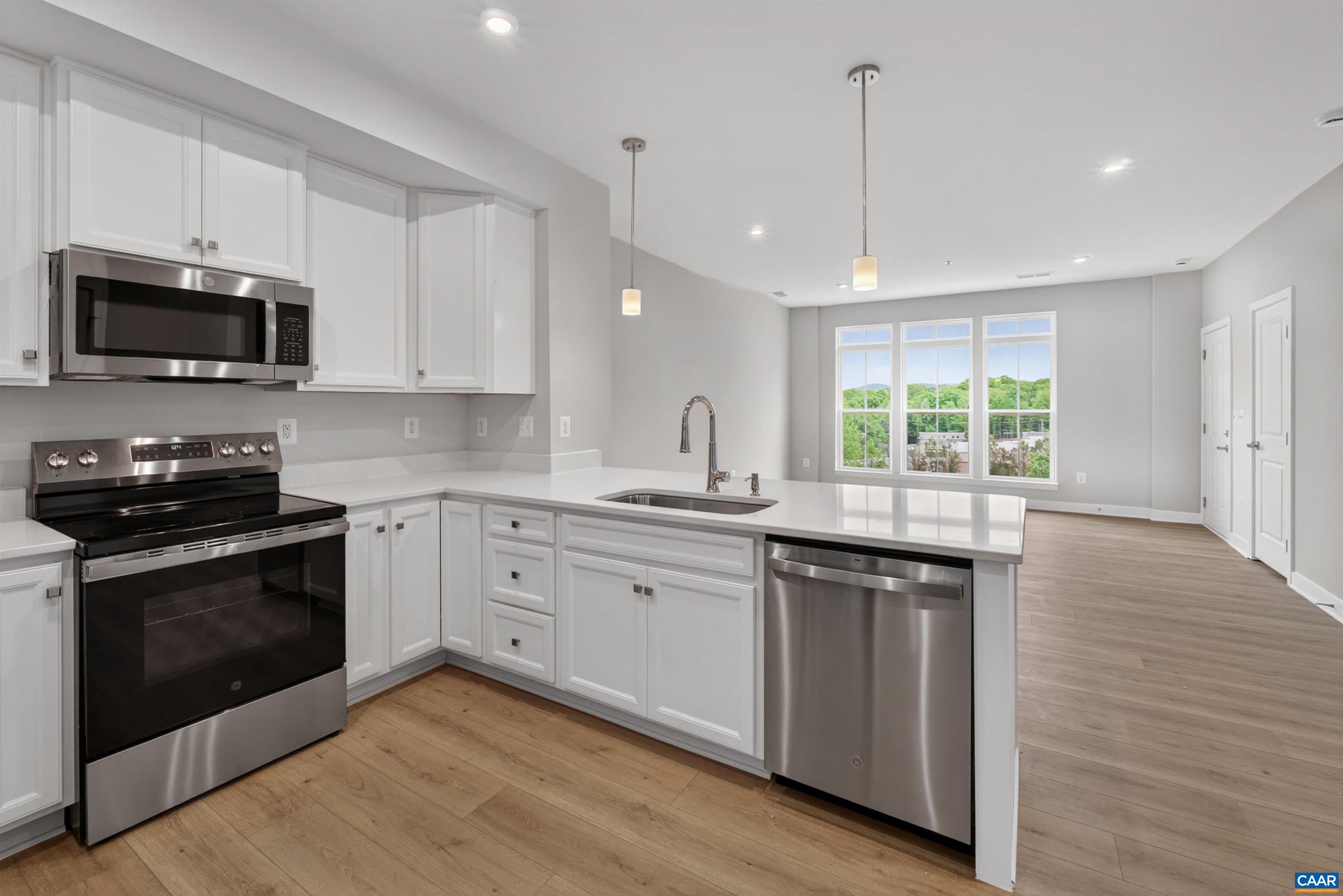 4074B PERSEUS LN, CHARLOTTESVILLE, Virginia 22901, 3 Bedrooms Bedrooms, ,2 BathroomsBathrooms,Residential,Matisse (end unit) - Victorian Heights,4074B PERSEUS LN,678498 MLS # 678498