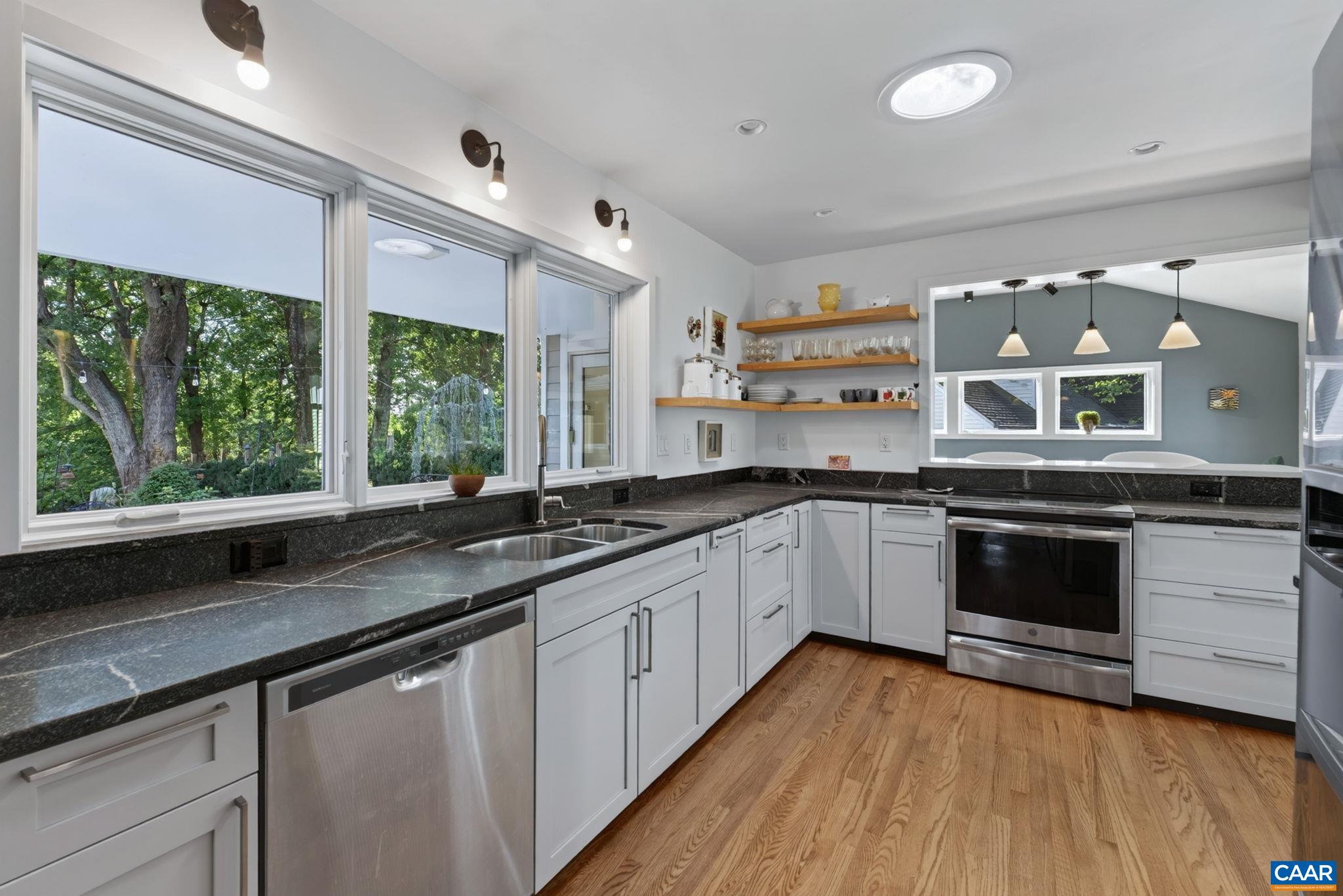 1715 ESSEX RD, CHARLOTTESVILLE, Virginia 22901, 3 Bedrooms Bedrooms, ,2 BathroomsBathrooms,Residential,1715 ESSEX RD,680848 MLS # 680848 1715 ESSEX RD, CHARLOTTESVILLE, Virginia 22901, 3 Bedrooms Bedrooms, ,2 BathroomsBathrooms,Residential,1715 ESSEX RD,680848 MLS # 680848