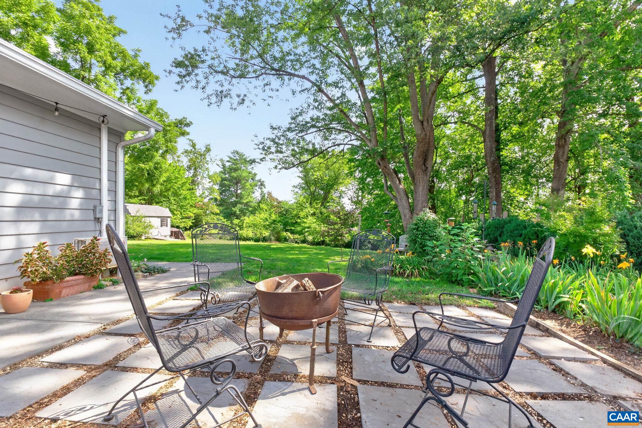 1715 ESSEX RD, CHARLOTTESVILLE, Virginia 22901, 3 Bedrooms Bedrooms, ,2 BathroomsBathrooms,Residential,1715 ESSEX RD,680848 MLS # 680848 1715 ESSEX RD, CHARLOTTESVILLE, Virginia 22901, 3 Bedrooms Bedrooms, ,2 BathroomsBathrooms,Residential,1715 ESSEX RD,680848 MLS # 680848