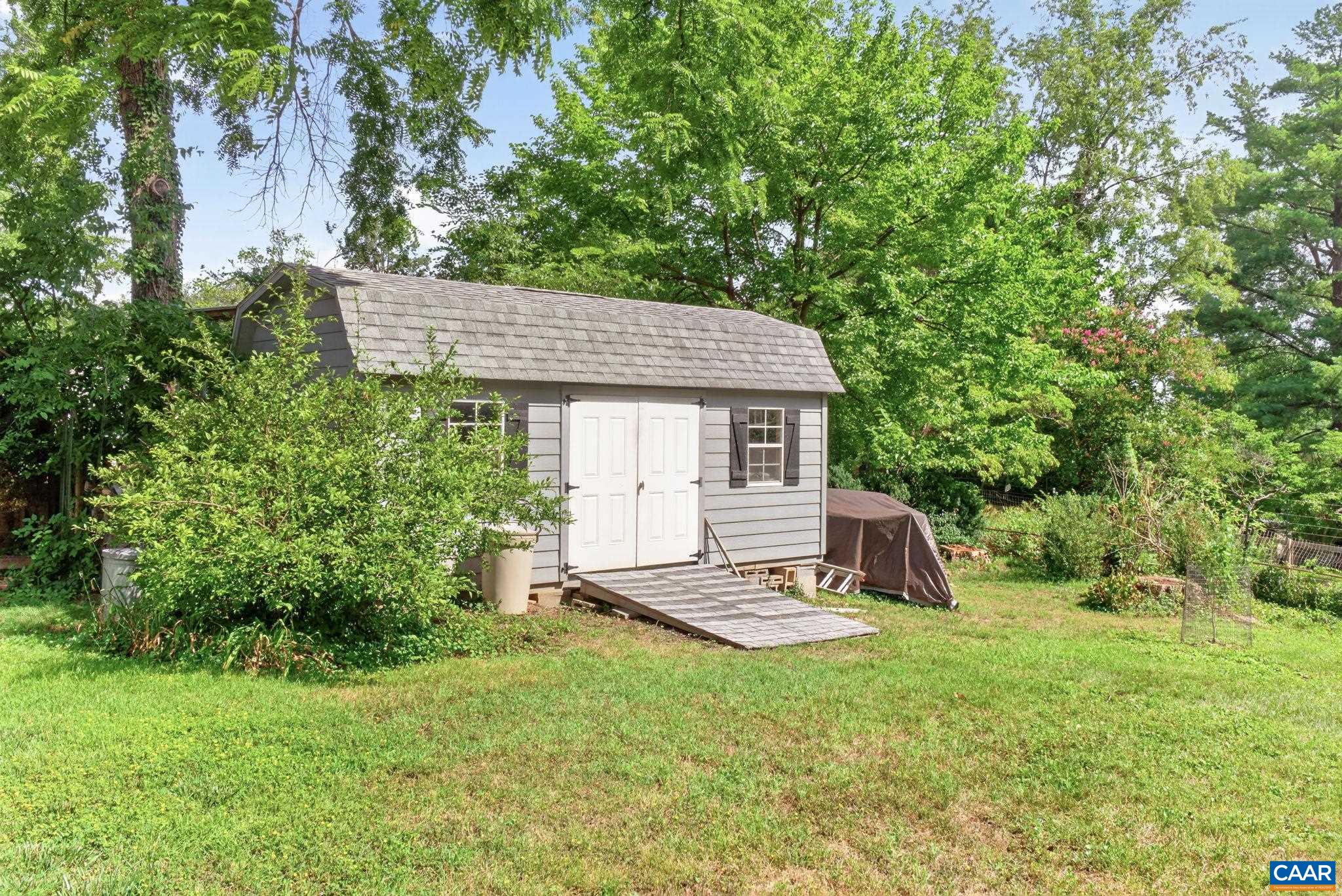 1715 ESSEX RD, CHARLOTTESVILLE, Virginia 22901, 3 Bedrooms Bedrooms, ,2 BathroomsBathrooms,Residential,1715 ESSEX RD,680848 MLS # 680848 1715 ESSEX RD, CHARLOTTESVILLE, Virginia 22901, 3 Bedrooms Bedrooms, ,2 BathroomsBathrooms,Residential,1715 ESSEX RD,680848 MLS # 680848