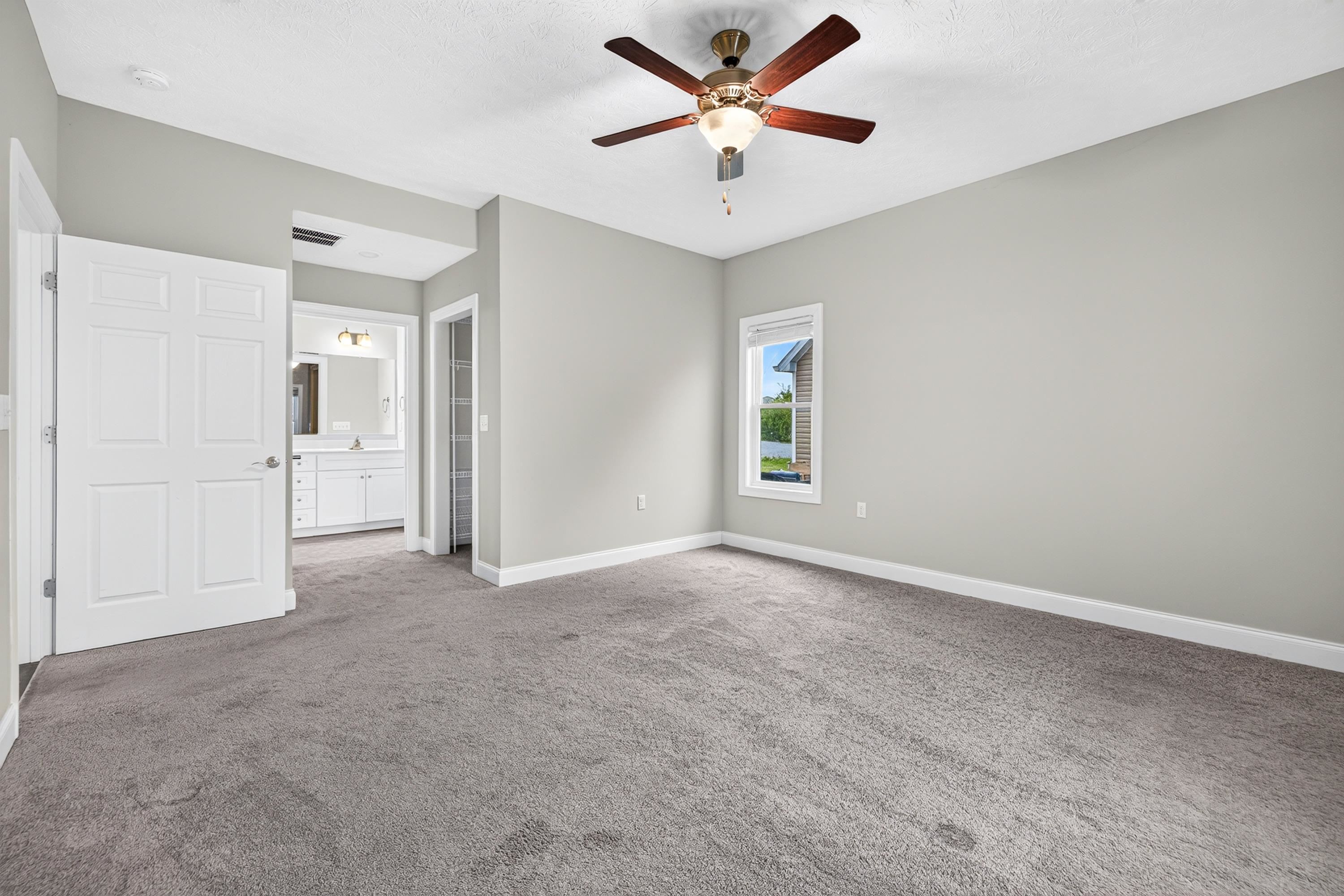 1128 SATURDAY DR, HARRISONBURG, Virginia 22802, 3 Bedrooms Bedrooms, ,2 BathroomsBathrooms,Residential,1128 SATURDAY DR,680850 MLS # 680850