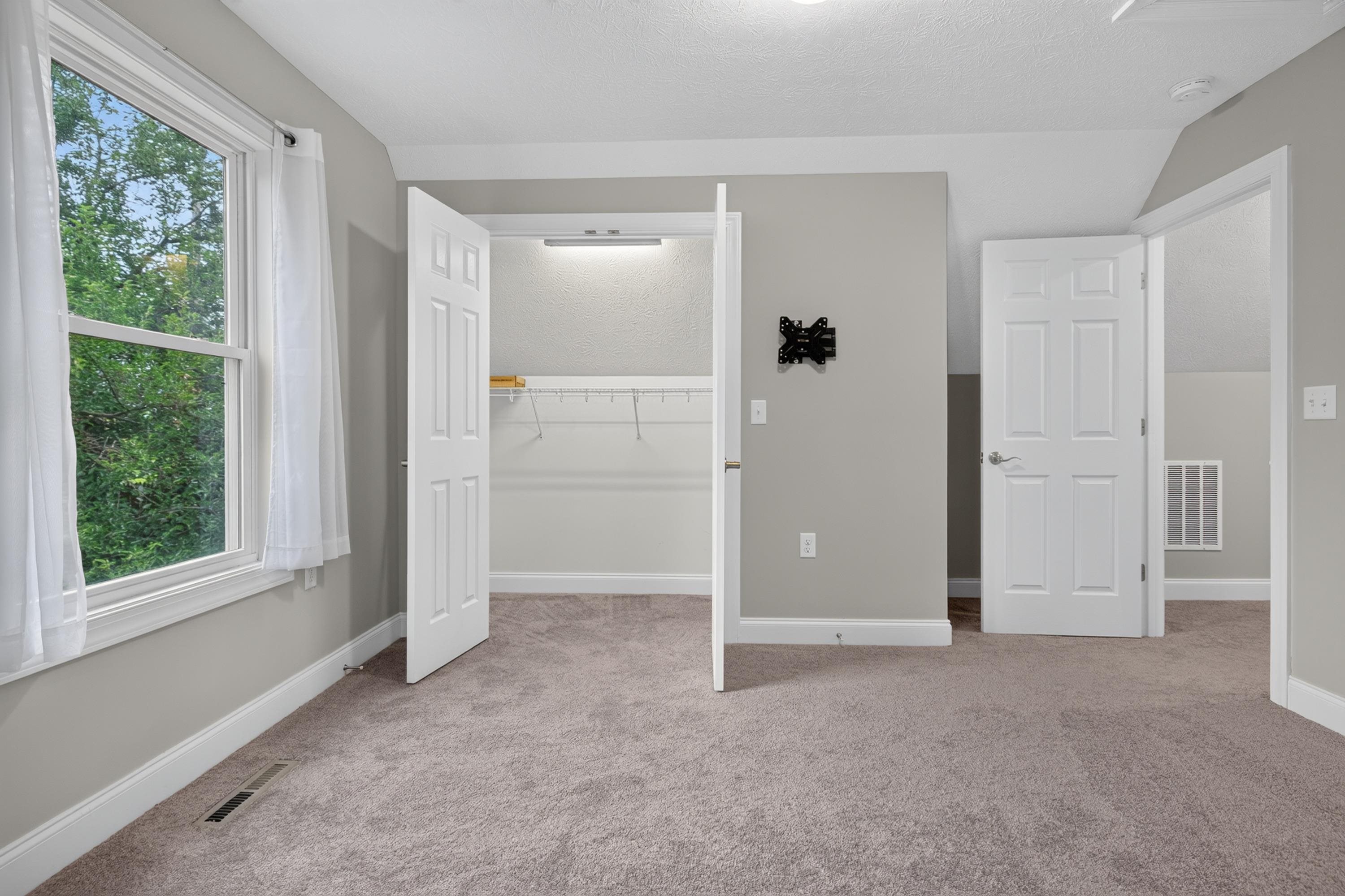 1128 SATURDAY DR, HARRISONBURG, Virginia 22802, 3 Bedrooms Bedrooms, ,2 BathroomsBathrooms,Residential,1128 SATURDAY DR,680850 MLS # 680850