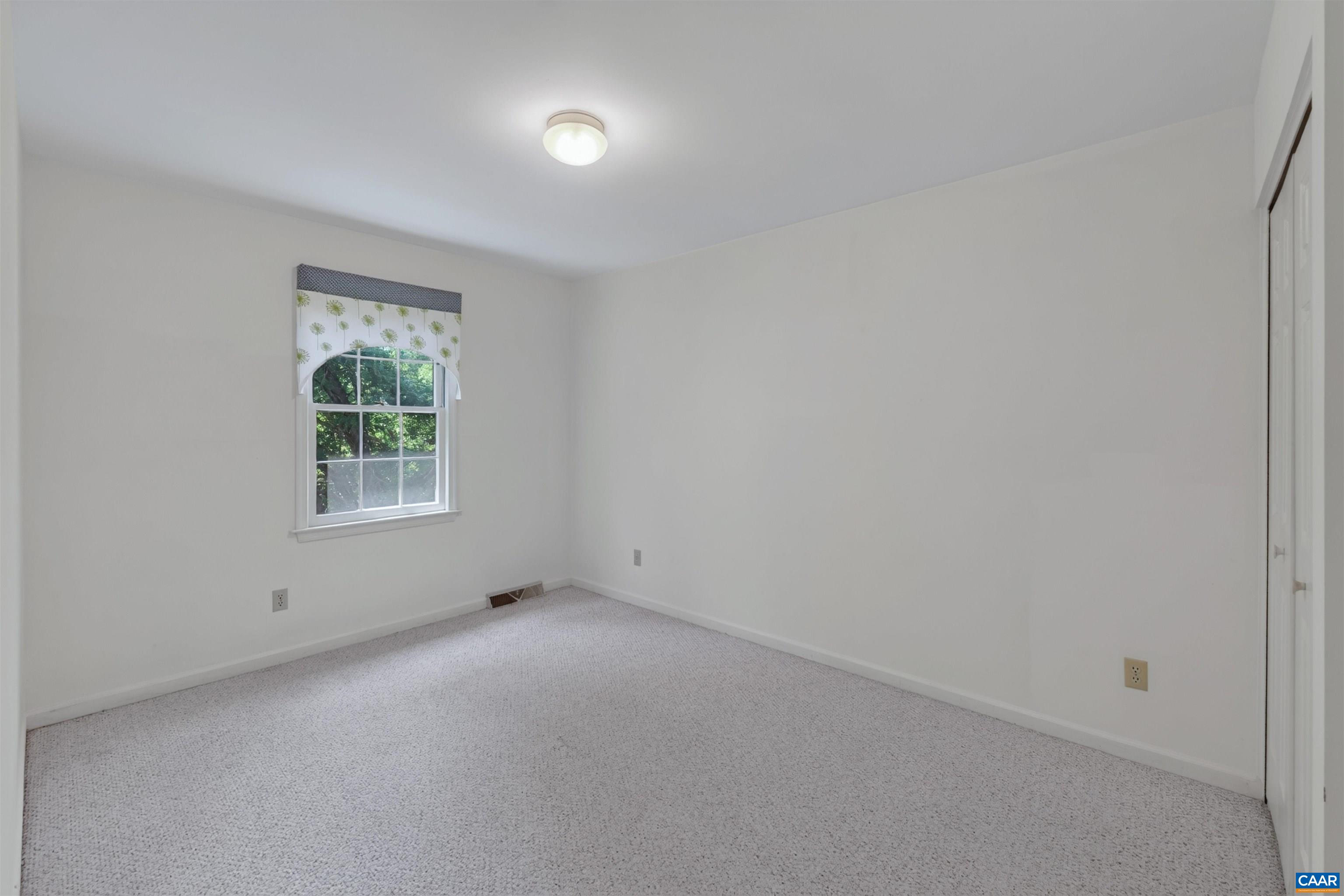 936 HUNTWOOD LN, CHARLOTTESVILLE, Virginia 22901, 3 Bedrooms Bedrooms, ,1 BathroomBathrooms,Residential,936 HUNTWOOD LN,680851 MLS # 680851 936 HUNTWOOD LN, CHARLOTTESVILLE, Virginia 22901, 3 Bedrooms Bedrooms, ,1 BathroomBathrooms,Residential,936 HUNTWOOD LN,680851 MLS # 680851
