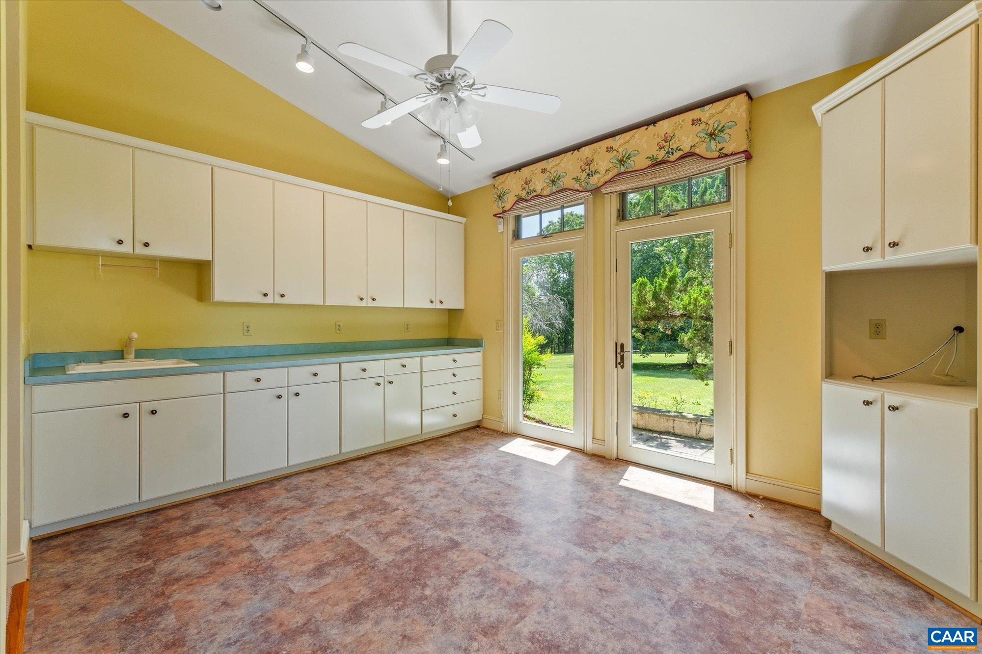 4798 BARN FIELD DR, KESWICK, Virginia 22947, 3 Bedrooms Bedrooms, ,3 BathroomsBathrooms,Residential,Wild Dance Farm,4798 BARN FIELD DR,680852 MLS # 680852 4798 BARN FIELD DR, KESWICK, Virginia 22947, 3 Bedrooms Bedrooms, ,3 BathroomsBathrooms,Residential,Wild Dance Farm,4798 BARN FIELD DR,680852 MLS # 680852
