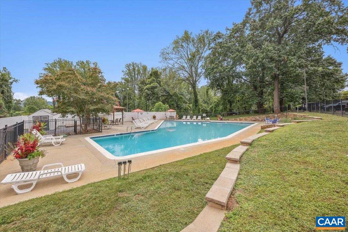 1800 JEFFERSON PARK AVE, CHARLOTTESVILLE, Virginia 22903, 2 Bedrooms Bedrooms, ,1 BathroomBathrooms,Residential,1800 JEFFERSON PARK AVE,680856 MLS # 680856 1800 JEFFERSON PARK AVE, CHARLOTTESVILLE, Virginia 22903, 2 Bedrooms Bedrooms, ,1 BathroomBathrooms,Residential,1800 JEFFERSON PARK AVE,680856 MLS # 680856