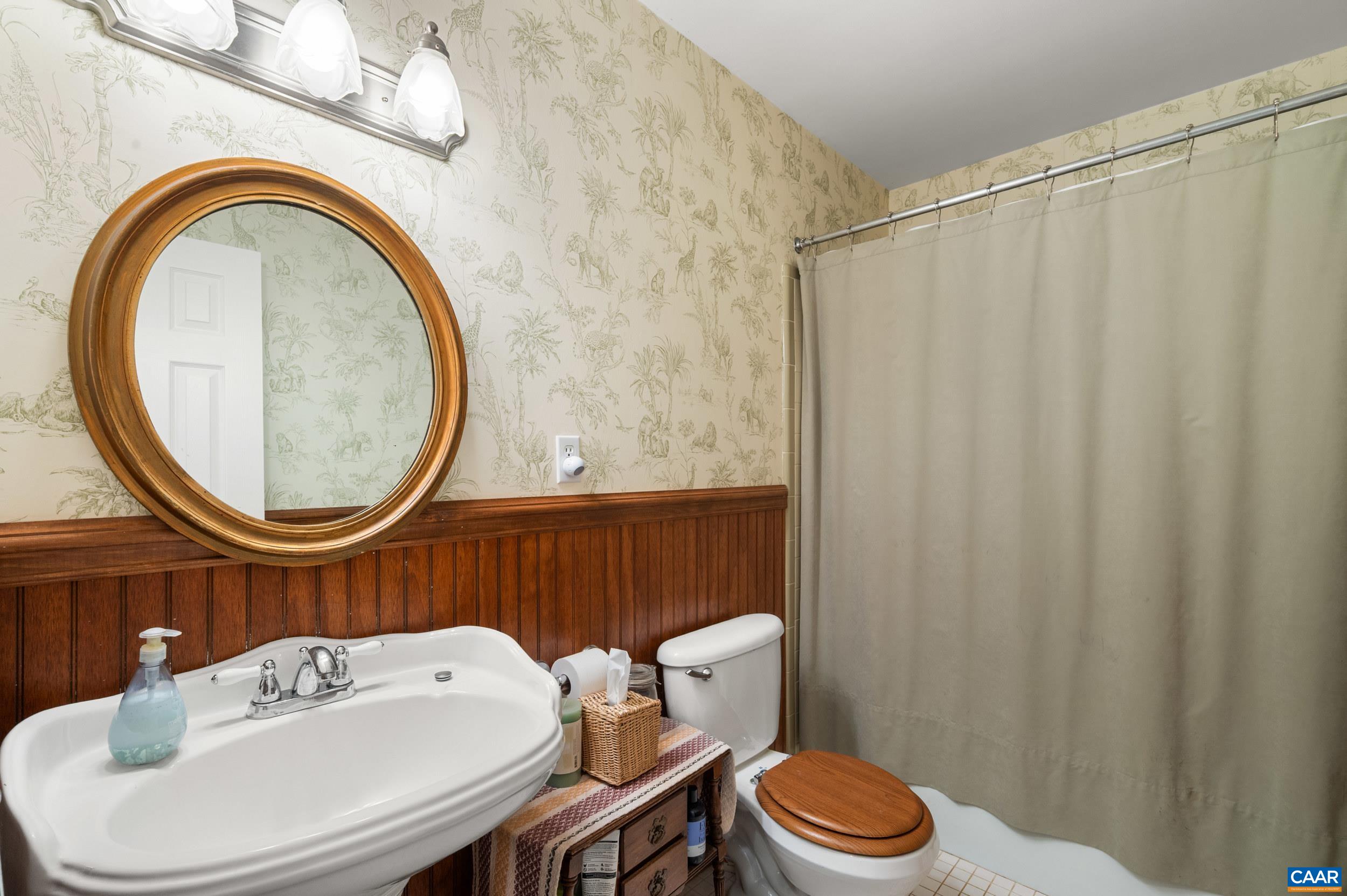 2480 WILLISTON DR, CHARLOTTESVILLE, Virginia 22901, 5 Bedrooms Bedrooms, ,3 BathroomsBathrooms,Residential,2480 WILLISTON DR,680862 MLS # 680862