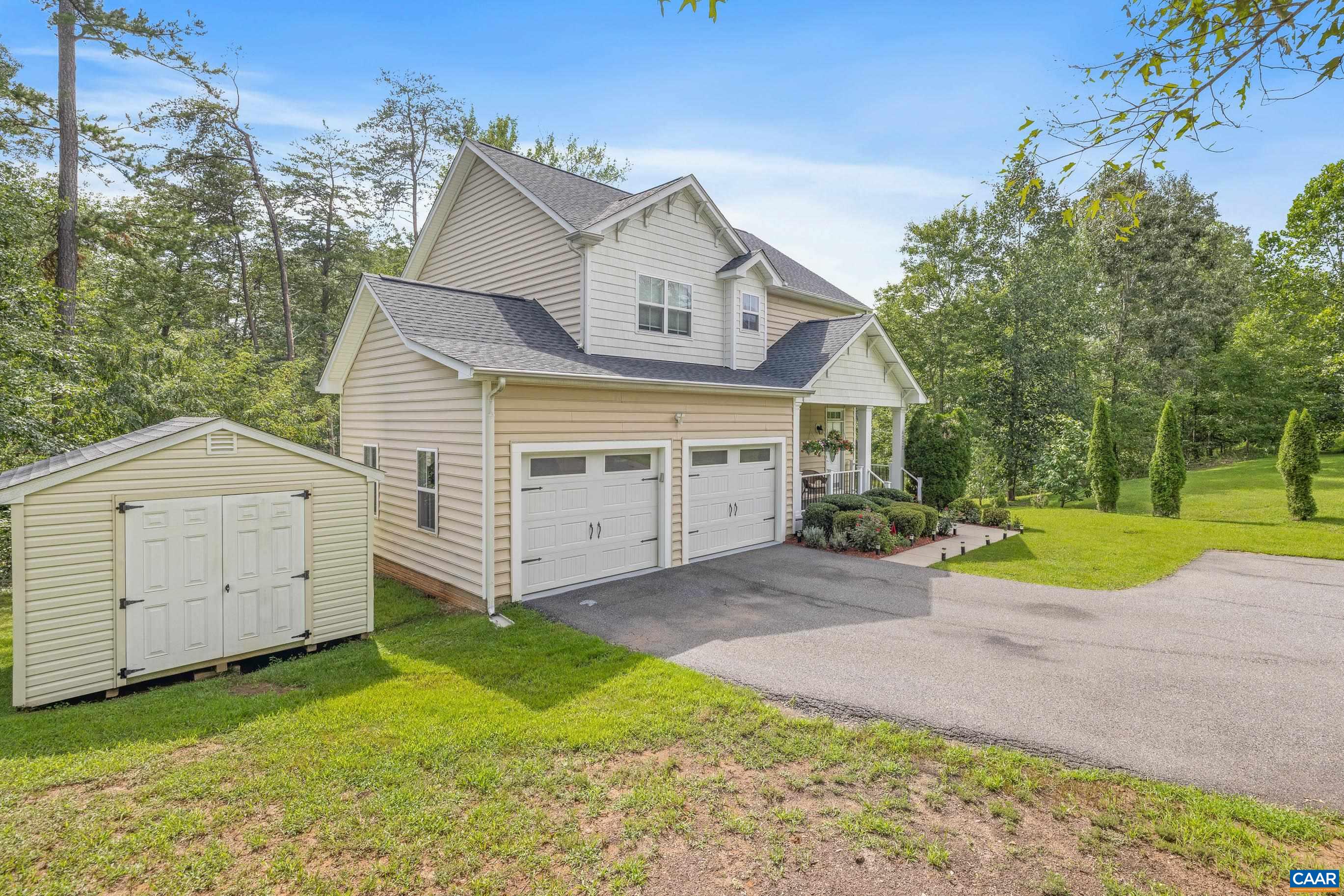 6272 FLINTSTONE DR, BARBOURSVILLE, Virginia 22923, 3 Bedrooms Bedrooms, ,2 BathroomsBathrooms,Residential,6272 FLINTSTONE DR,680846 MLS # 680846 6272 FLINTSTONE DR, BARBOURSVILLE, Virginia 22923, 3 Bedrooms Bedrooms, ,2 BathroomsBathrooms,Residential,6272 FLINTSTONE DR,680846 MLS # 680846