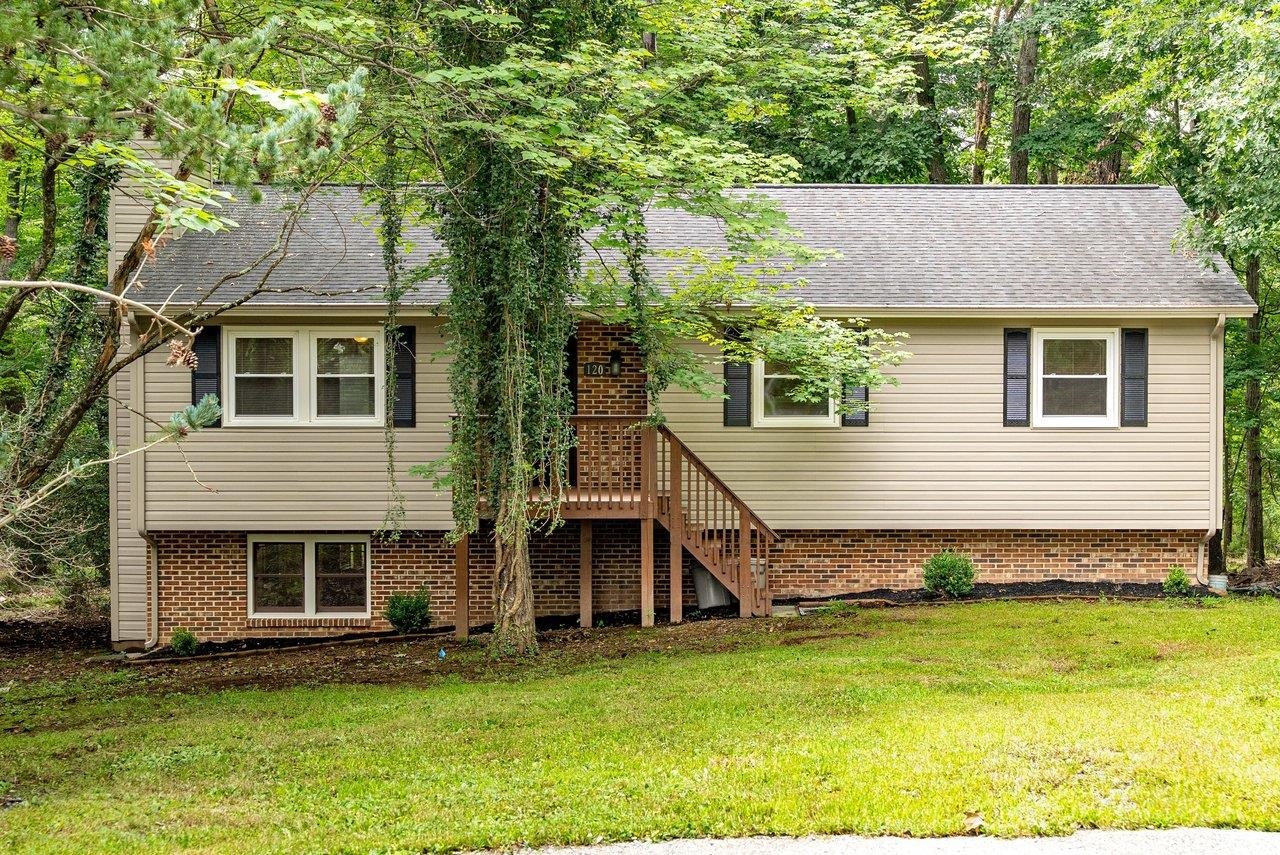 120 RUNKLE CT, MCGAHEYSVILLE, Virginia 22840, 3 Bedrooms Bedrooms, ,2 BathroomsBathrooms,Residential,120 RUNKLE CT,680866 MLS # 680866 120 RUNKLE CT, MCGAHEYSVILLE, Virginia 22840, 3 Bedrooms Bedrooms, ,2 BathroomsBathrooms,Residential,120 RUNKLE CT,680866 MLS # 680866