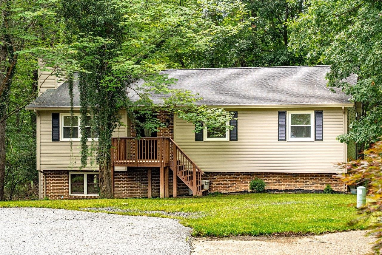 120 RUNKLE CT, MCGAHEYSVILLE, Virginia 22840, 3 Bedrooms Bedrooms, ,2 BathroomsBathrooms,Residential,120 RUNKLE CT,680866 MLS # 680866 120 RUNKLE CT, MCGAHEYSVILLE, Virginia 22840, 3 Bedrooms Bedrooms, ,2 BathroomsBathrooms,Residential,120 RUNKLE CT,680866 MLS # 680866