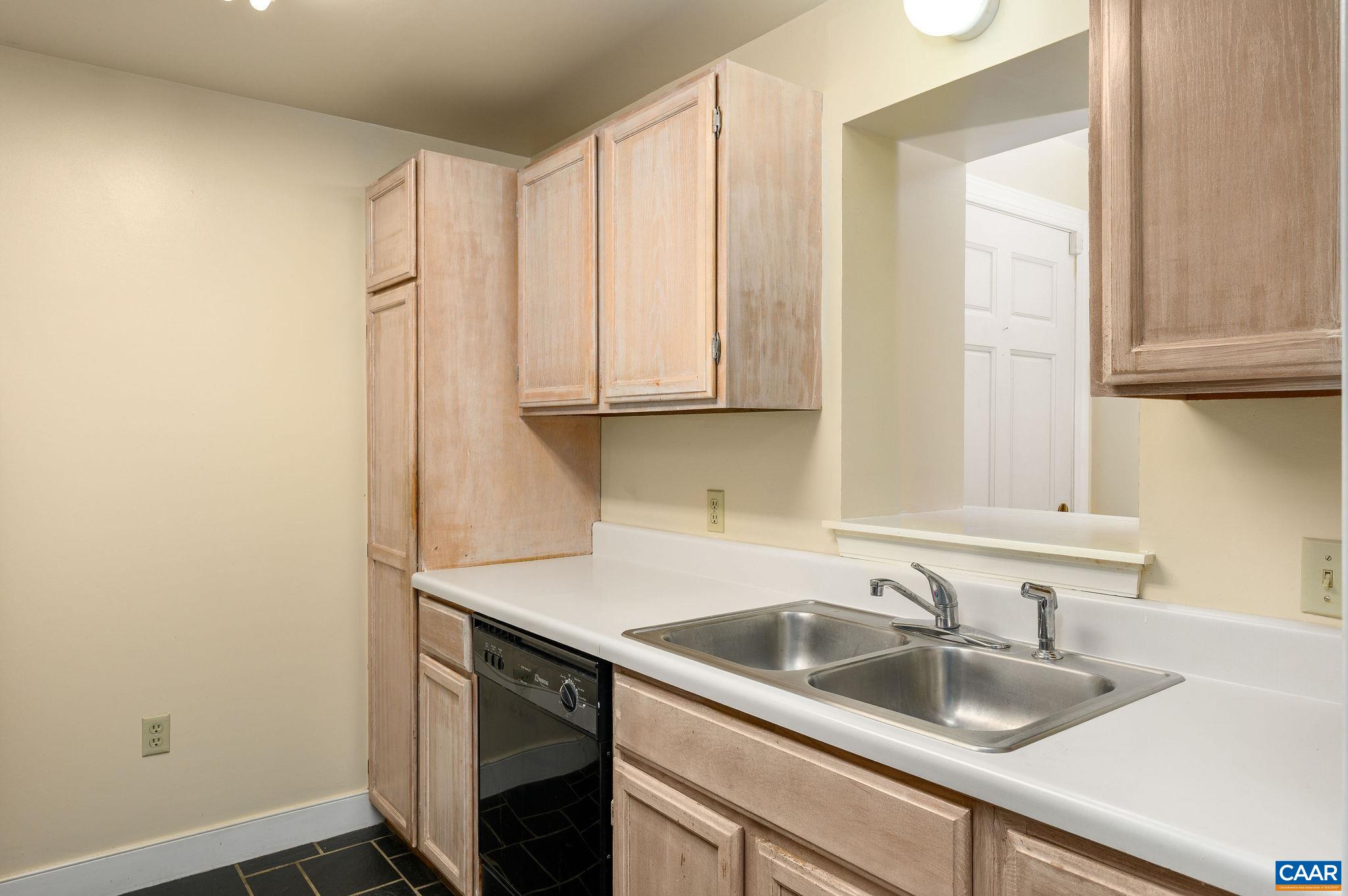 804 E JEFFERSON ST, CHARLOTTESVILLE, Virginia 22902, 2 Bedrooms Bedrooms, ,2 BathroomsBathrooms,Residential,804 E JEFFERSON ST,680870 MLS # 680870