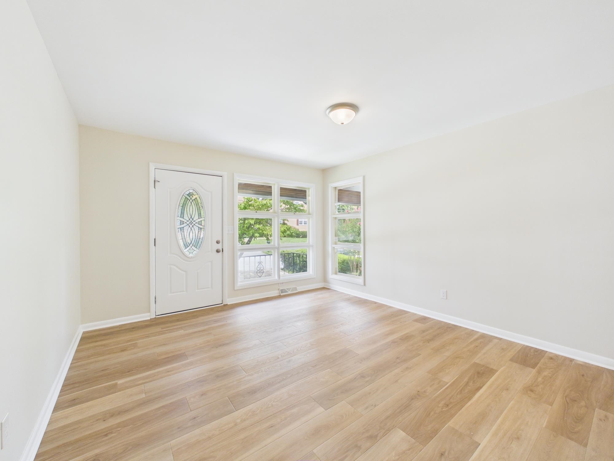 715 CHERRY HILL DR, STAUNTON, Virginia 24401, 3 Bedrooms Bedrooms, ,1 BathroomBathrooms,Residential,715 CHERRY HILL DR,680873 MLS # 680873 715 CHERRY HILL DR, STAUNTON, Virginia 24401, 3 Bedrooms Bedrooms, ,1 BathroomBathrooms,Residential,715 CHERRY HILL DR,680873 MLS # 680873
