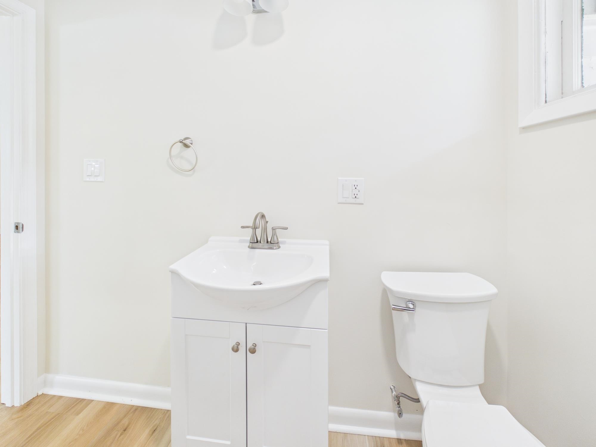 715 CHERRY HILL DR, STAUNTON, Virginia 24401, 3 Bedrooms Bedrooms, ,1 BathroomBathrooms,Residential,715 CHERRY HILL DR,680873 MLS # 680873 715 CHERRY HILL DR, STAUNTON, Virginia 24401, 3 Bedrooms Bedrooms, ,1 BathroomBathrooms,Residential,715 CHERRY HILL DR,680873 MLS # 680873