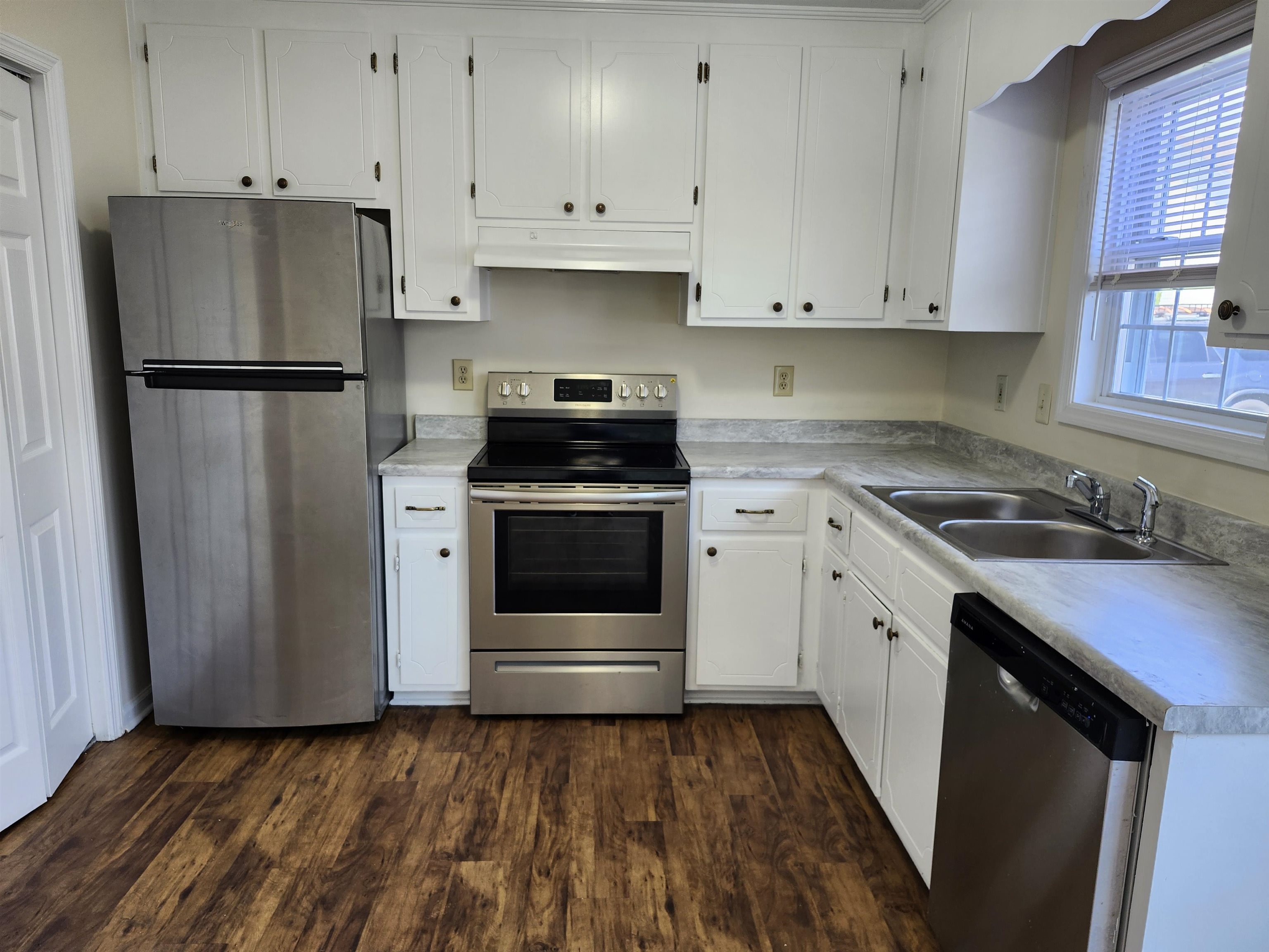 1466 W MARKET ST, HARRISONBURG, Virginia 22801, 2 Bedrooms Bedrooms, ,1 BathroomBathrooms,Residential,1466 W MARKET ST,680878 MLS # 680878 1466 W MARKET ST, HARRISONBURG, Virginia 22801, 2 Bedrooms Bedrooms, ,1 BathroomBathrooms,Residential,1466 W MARKET ST,680878 MLS # 680878
