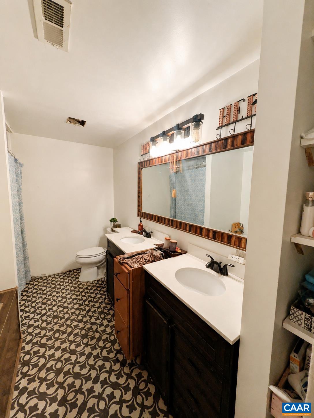 13 HOLLY CIR, PALMYRA, Virginia 22963, 3 Bedrooms Bedrooms, ,2 BathroomsBathrooms,Residential,13 HOLLY CIR,680880 MLS # 680880 13 HOLLY CIR, PALMYRA, Virginia 22963, 3 Bedrooms Bedrooms, ,2 BathroomsBathrooms,Residential,13 HOLLY CIR,680880 MLS # 680880