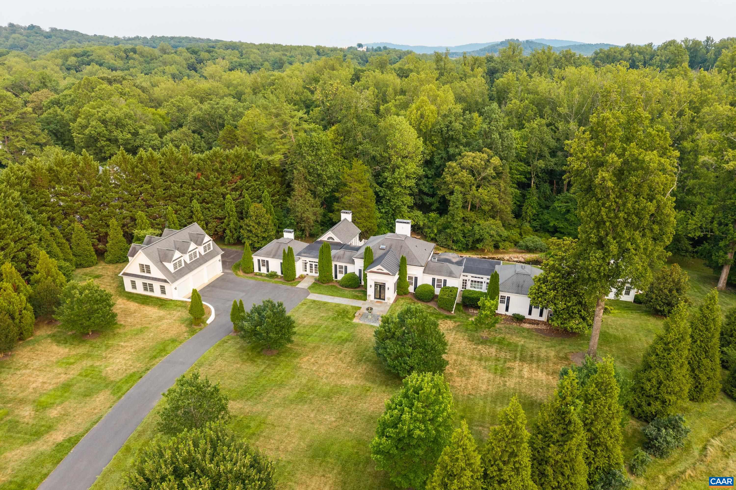 320 FARMINGTON DR, CHARLOTTESVILLE, Virginia 22901, 6 Bedrooms Bedrooms, ,6 BathroomsBathrooms,Residential,320 FARMINGTON DR,680886 MLS # 680886 320 FARMINGTON DR, CHARLOTTESVILLE, Virginia 22901, 6 Bedrooms Bedrooms, ,6 BathroomsBathrooms,Residential,320 FARMINGTON DR,680886 MLS # 680886