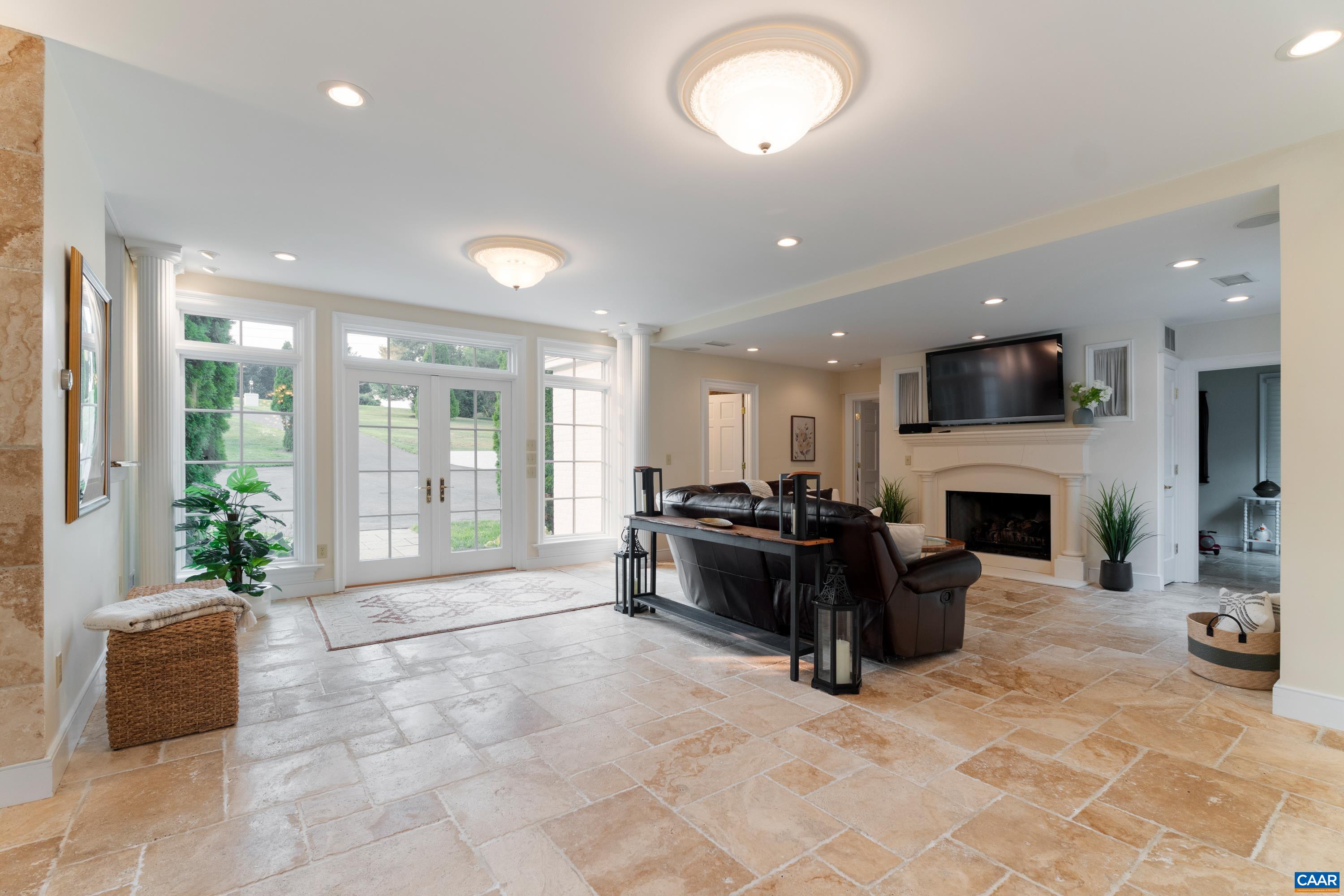 320 FARMINGTON DR, CHARLOTTESVILLE, Virginia 22901, 6 Bedrooms Bedrooms, ,6 BathroomsBathrooms,Residential,320 FARMINGTON DR,680886 MLS # 680886 320 FARMINGTON DR, CHARLOTTESVILLE, Virginia 22901, 6 Bedrooms Bedrooms, ,6 BathroomsBathrooms,Residential,320 FARMINGTON DR,680886 MLS # 680886