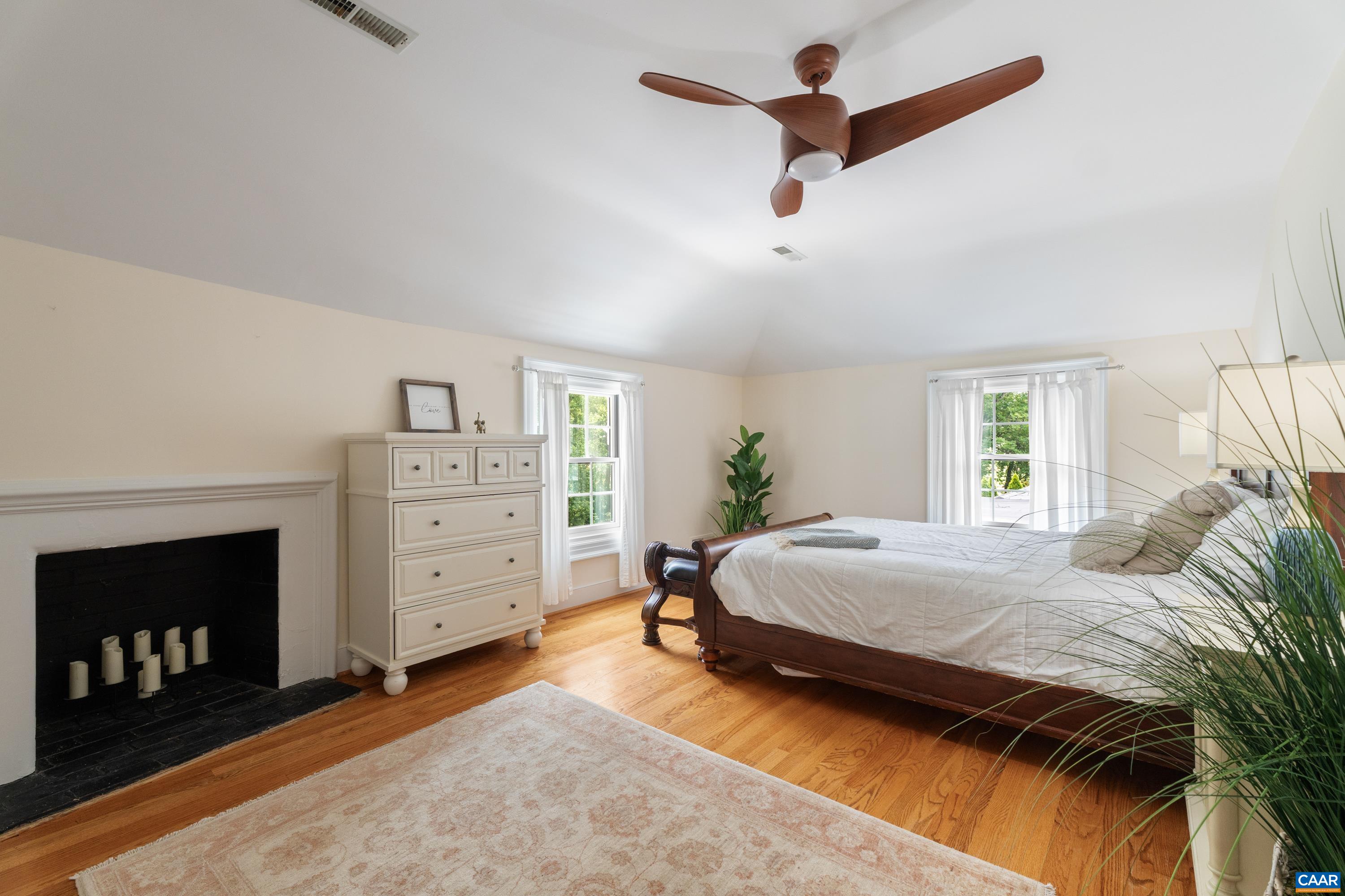 320 FARMINGTON DR, CHARLOTTESVILLE, Virginia 22901, 6 Bedrooms Bedrooms, ,6 BathroomsBathrooms,Residential,320 FARMINGTON DR,680886 MLS # 680886 320 FARMINGTON DR, CHARLOTTESVILLE, Virginia 22901, 6 Bedrooms Bedrooms, ,6 BathroomsBathrooms,Residential,320 FARMINGTON DR,680886 MLS # 680886