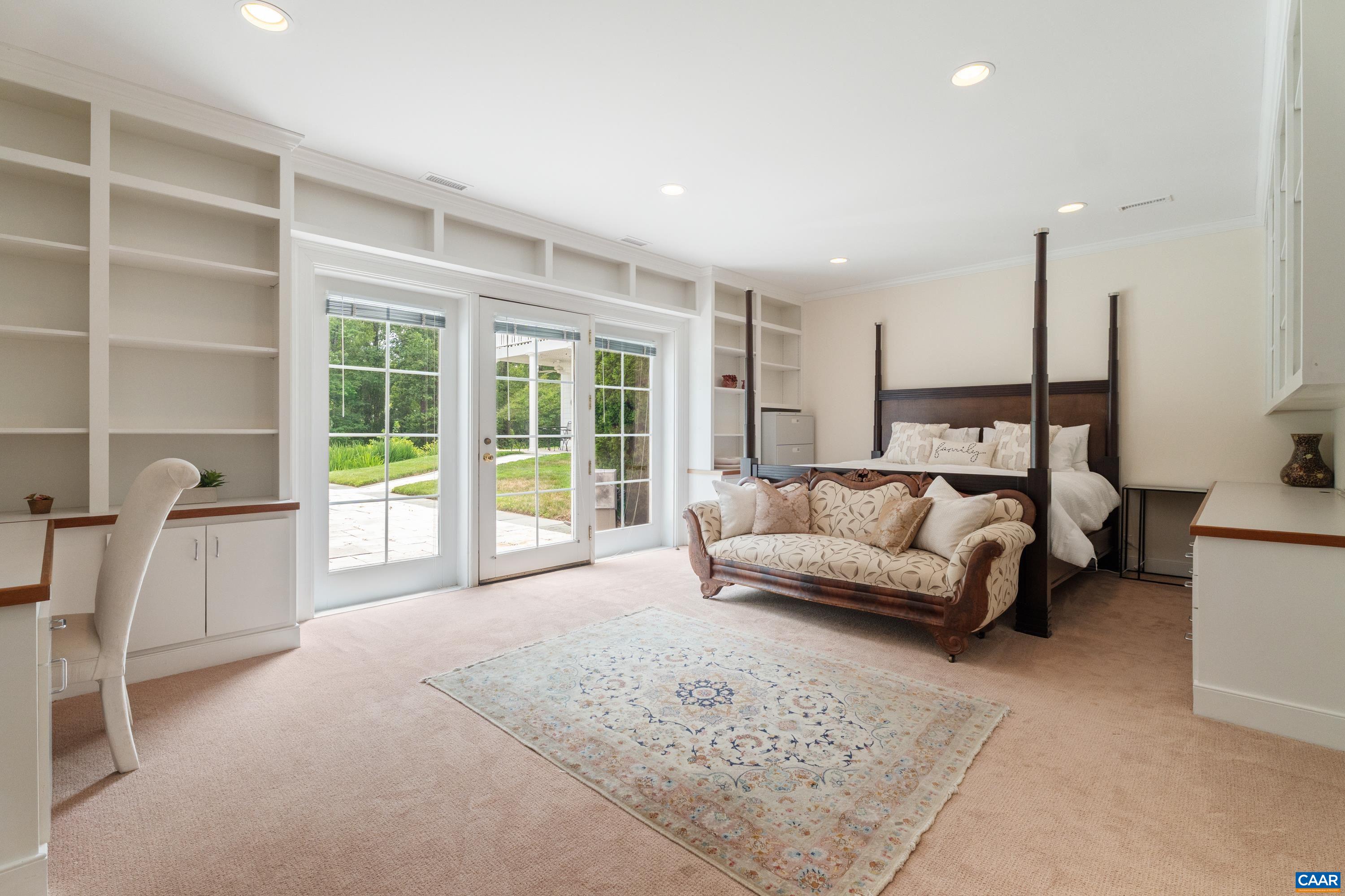 320 FARMINGTON DR, CHARLOTTESVILLE, Virginia 22901, 6 Bedrooms Bedrooms, ,6 BathroomsBathrooms,Residential,320 FARMINGTON DR,680886 MLS # 680886 320 FARMINGTON DR, CHARLOTTESVILLE, Virginia 22901, 6 Bedrooms Bedrooms, ,6 BathroomsBathrooms,Residential,320 FARMINGTON DR,680886 MLS # 680886