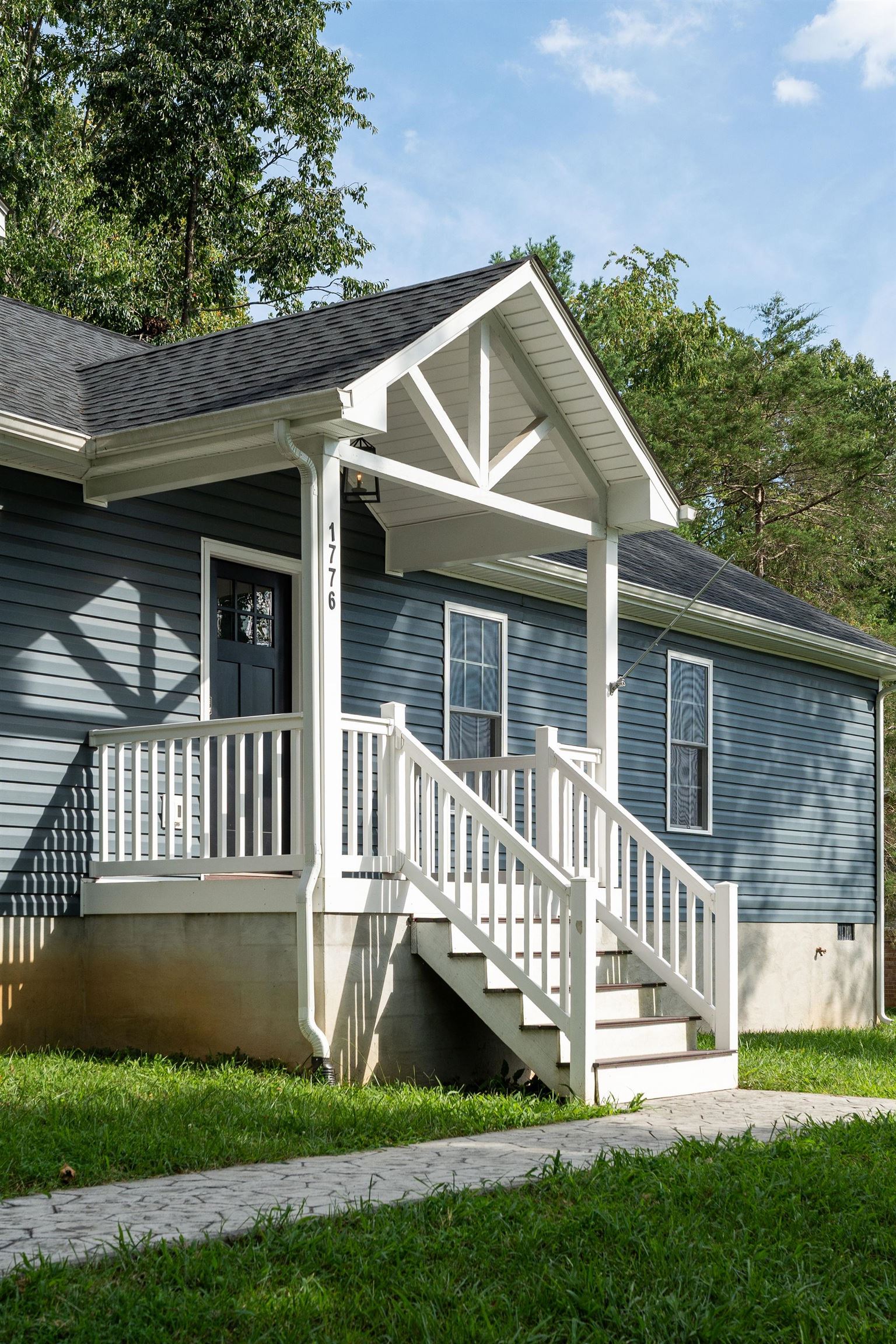 1776 HAWTHORNE AVE, BUENA VISTA, Virginia 24416, 3 Bedrooms Bedrooms, ,2 BathroomsBathrooms,Residential,1776 HAWTHORNE AVE,680887 MLS # 680887 1776 HAWTHORNE AVE, BUENA VISTA, Virginia 24416, 3 Bedrooms Bedrooms, ,2 BathroomsBathrooms,Residential,1776 HAWTHORNE AVE,680887 MLS # 680887
