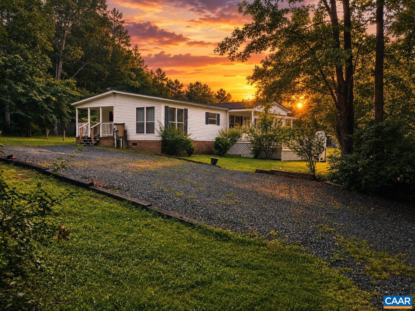 23 BLACKWELL RD, SCOTTSVILLE, Virginia 24590, 3 Bedrooms Bedrooms, ,2 BathroomsBathrooms,Residential,23 BLACKWELL RD,680890 MLS # 680890