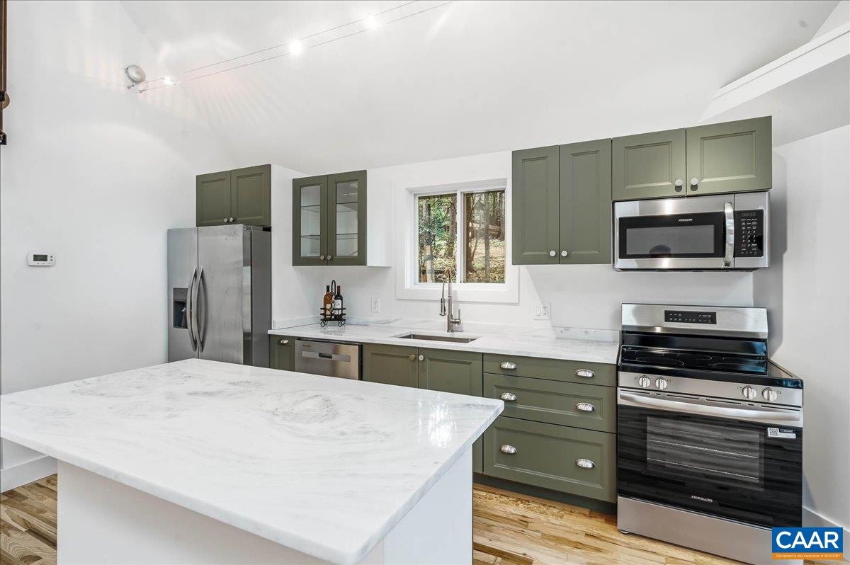 325 PERSIMMON HILL DR, ROSELAND, Virginia 22967, 3 Bedrooms Bedrooms, ,2 BathroomsBathrooms,Residential,325 PERSIMMON HILL DR,680894 MLS # 680894 325 PERSIMMON HILL DR, ROSELAND, Virginia 22967, 3 Bedrooms Bedrooms, ,2 BathroomsBathrooms,Residential,325 PERSIMMON HILL DR,680894 MLS # 680894