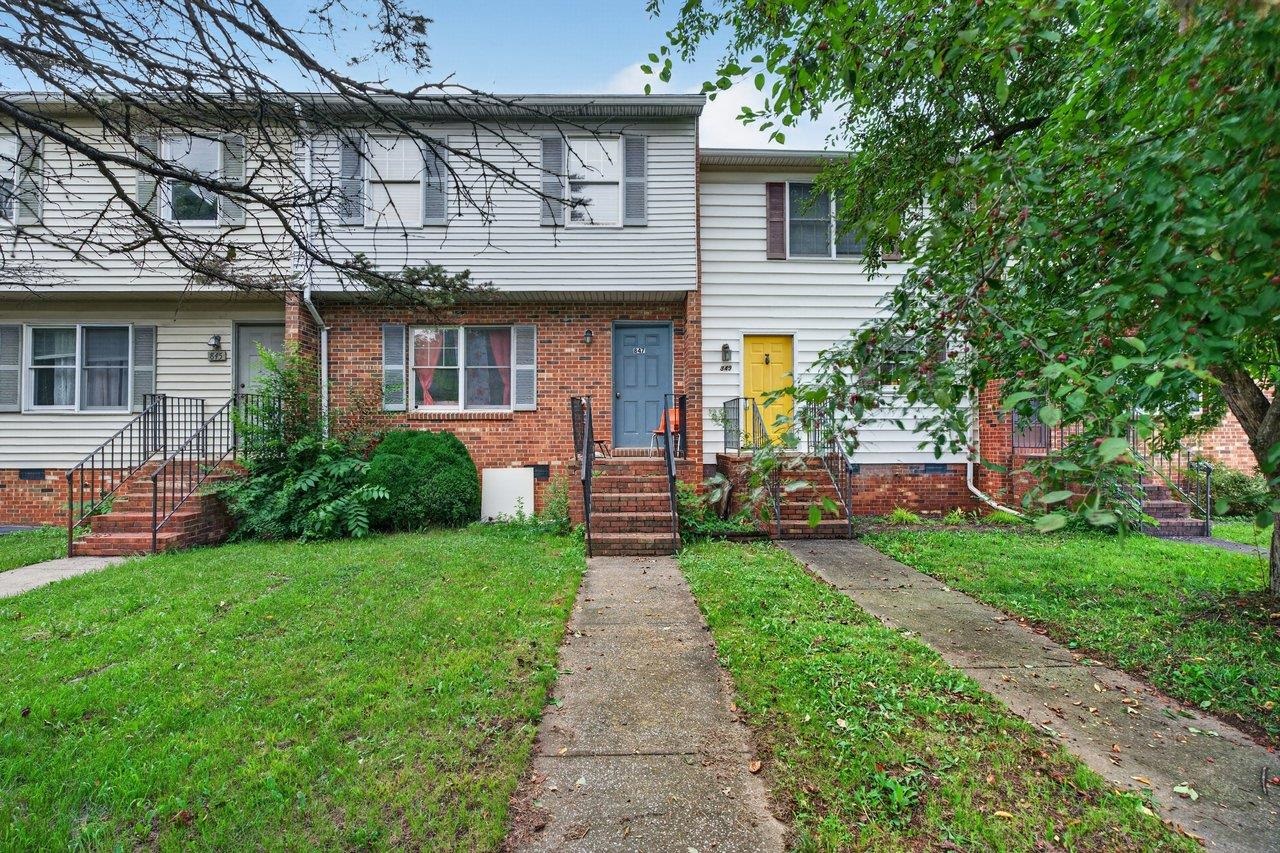 847 VINE ST, HARRISONBURG, Virginia 22802, 3 Bedrooms Bedrooms, ,1 BathroomBathrooms,Residential,847 VINE ST,679367 MLS # 679367 847 VINE ST, HARRISONBURG, Virginia 22802, 3 Bedrooms Bedrooms, ,1 BathroomBathrooms,Residential,847 VINE ST,679367 MLS # 679367