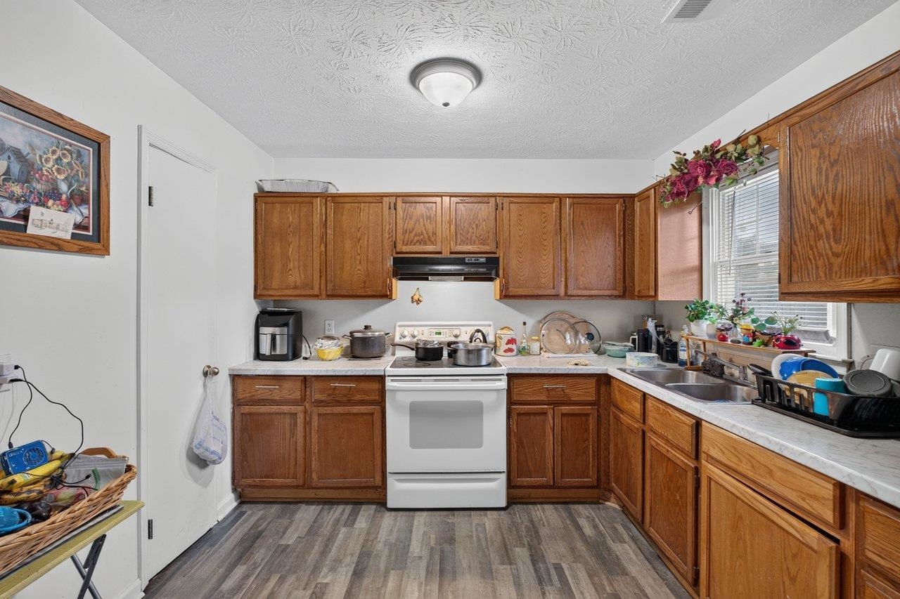 847 VINE ST, HARRISONBURG, Virginia 22802, 3 Bedrooms Bedrooms, ,1 BathroomBathrooms,Residential,847 VINE ST,679367 MLS # 679367 847 VINE ST, HARRISONBURG, Virginia 22802, 3 Bedrooms Bedrooms, ,1 BathroomBathrooms,Residential,847 VINE ST,679367 MLS # 679367