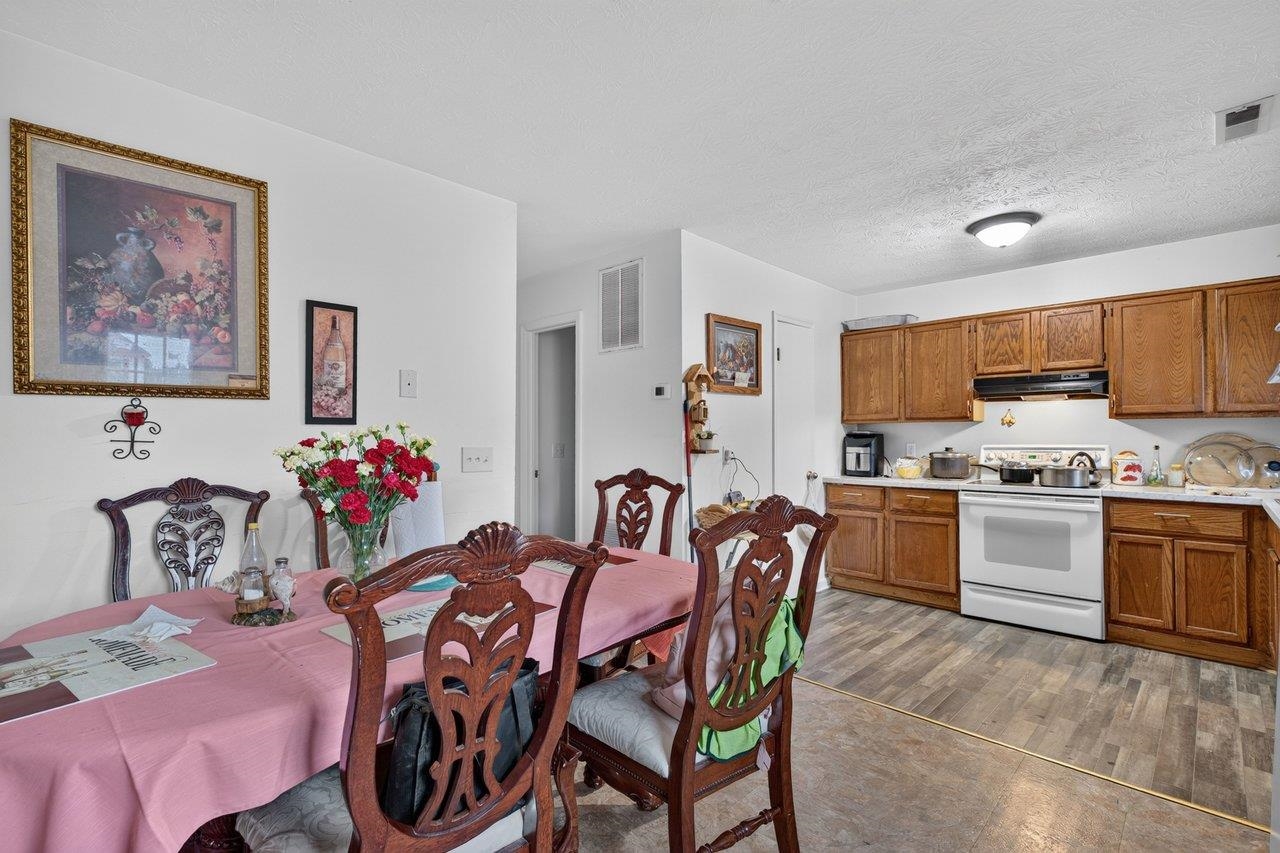 847 VINE ST, HARRISONBURG, Virginia 22802, 3 Bedrooms Bedrooms, ,1 BathroomBathrooms,Residential,847 VINE ST,679367 MLS # 679367 847 VINE ST, HARRISONBURG, Virginia 22802, 3 Bedrooms Bedrooms, ,1 BathroomBathrooms,Residential,847 VINE ST,679367 MLS # 679367