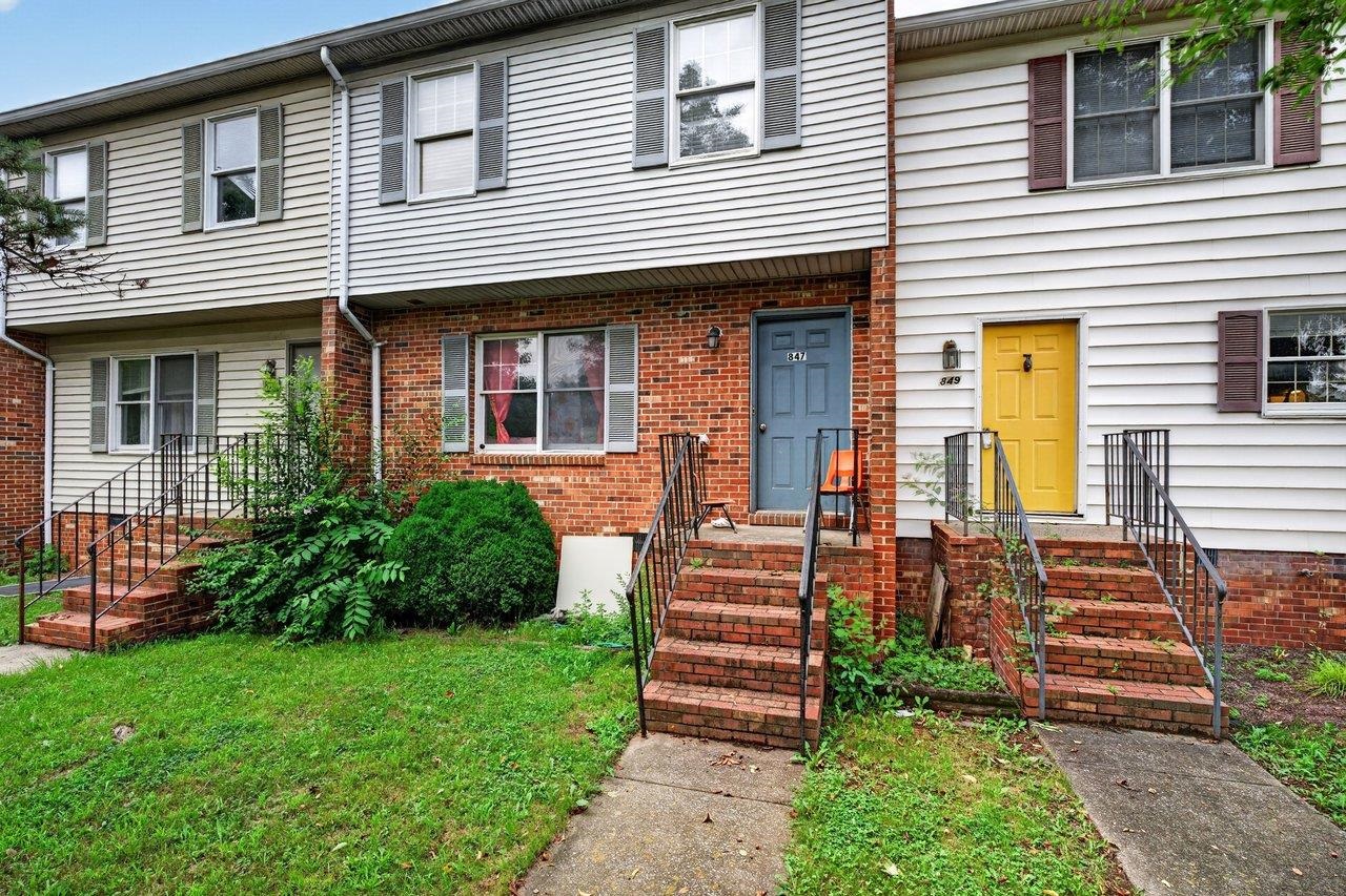 847 VINE ST, HARRISONBURG, Virginia 22802, 3 Bedrooms Bedrooms, ,1 BathroomBathrooms,Residential,847 VINE ST,679367 MLS # 679367 847 VINE ST, HARRISONBURG, Virginia 22802, 3 Bedrooms Bedrooms, ,1 BathroomBathrooms,Residential,847 VINE ST,679367 MLS # 679367