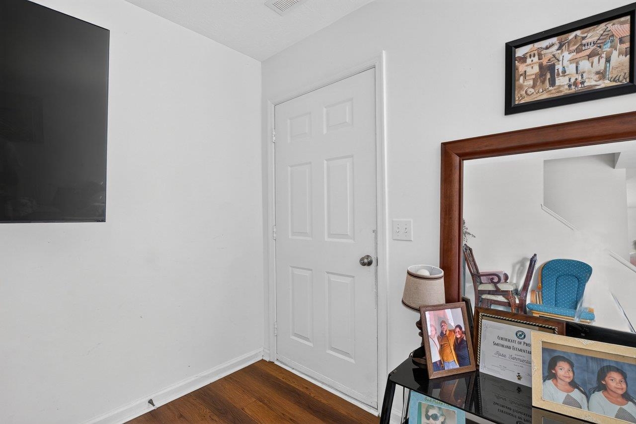 847 VINE ST, HARRISONBURG, Virginia 22802, 3 Bedrooms Bedrooms, ,1 BathroomBathrooms,Residential,847 VINE ST,679367 MLS # 679367 847 VINE ST, HARRISONBURG, Virginia 22802, 3 Bedrooms Bedrooms, ,1 BathroomBathrooms,Residential,847 VINE ST,679367 MLS # 679367