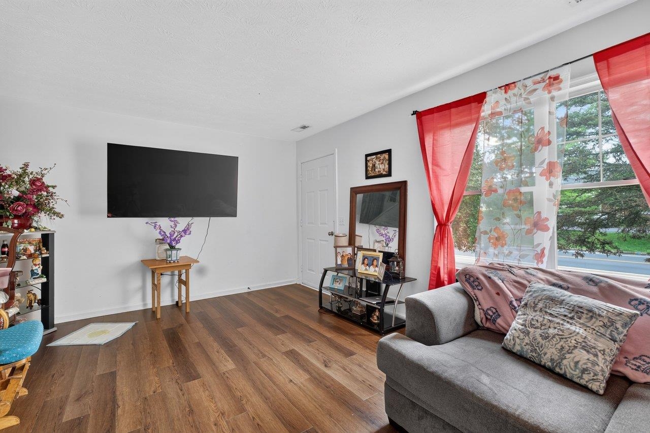847 VINE ST, HARRISONBURG, Virginia 22802, 3 Bedrooms Bedrooms, ,1 BathroomBathrooms,Residential,847 VINE ST,679367 MLS # 679367 847 VINE ST, HARRISONBURG, Virginia 22802, 3 Bedrooms Bedrooms, ,1 BathroomBathrooms,Residential,847 VINE ST,679367 MLS # 679367