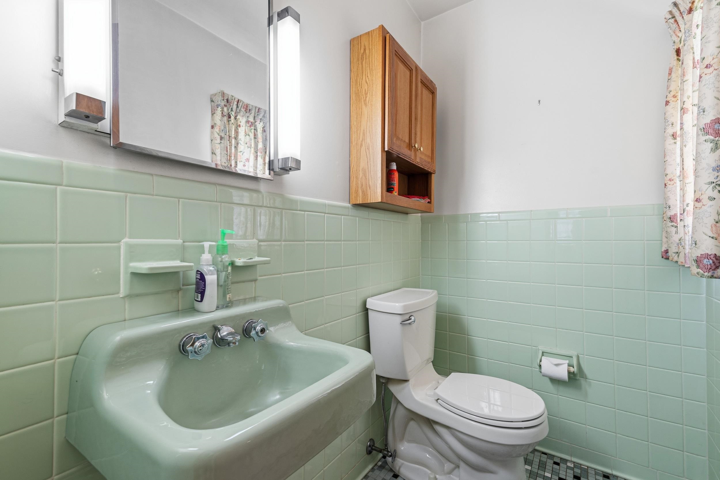203 PALMYRA RD, EDINBURG, Virginia 22824, 3 Bedrooms Bedrooms, ,2 BathroomsBathrooms,Residential,203 PALMYRA RD,680699 MLS # 680699 203 PALMYRA RD, EDINBURG, Virginia 22824, 3 Bedrooms Bedrooms, ,2 BathroomsBathrooms,Residential,203 PALMYRA RD,680699 MLS # 680699