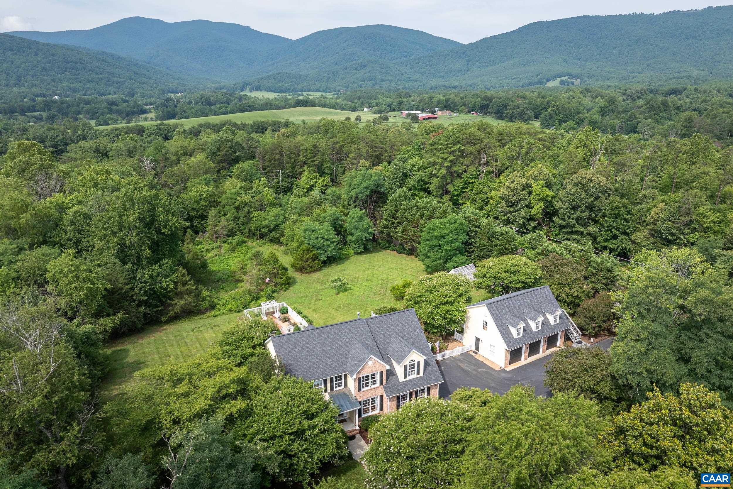 267 TANBARK DR, AFTON, Virginia 22920, 5 Bedrooms Bedrooms, ,4 BathroomsBathrooms,Residential,267 TANBARK DR,680772 MLS # 680772