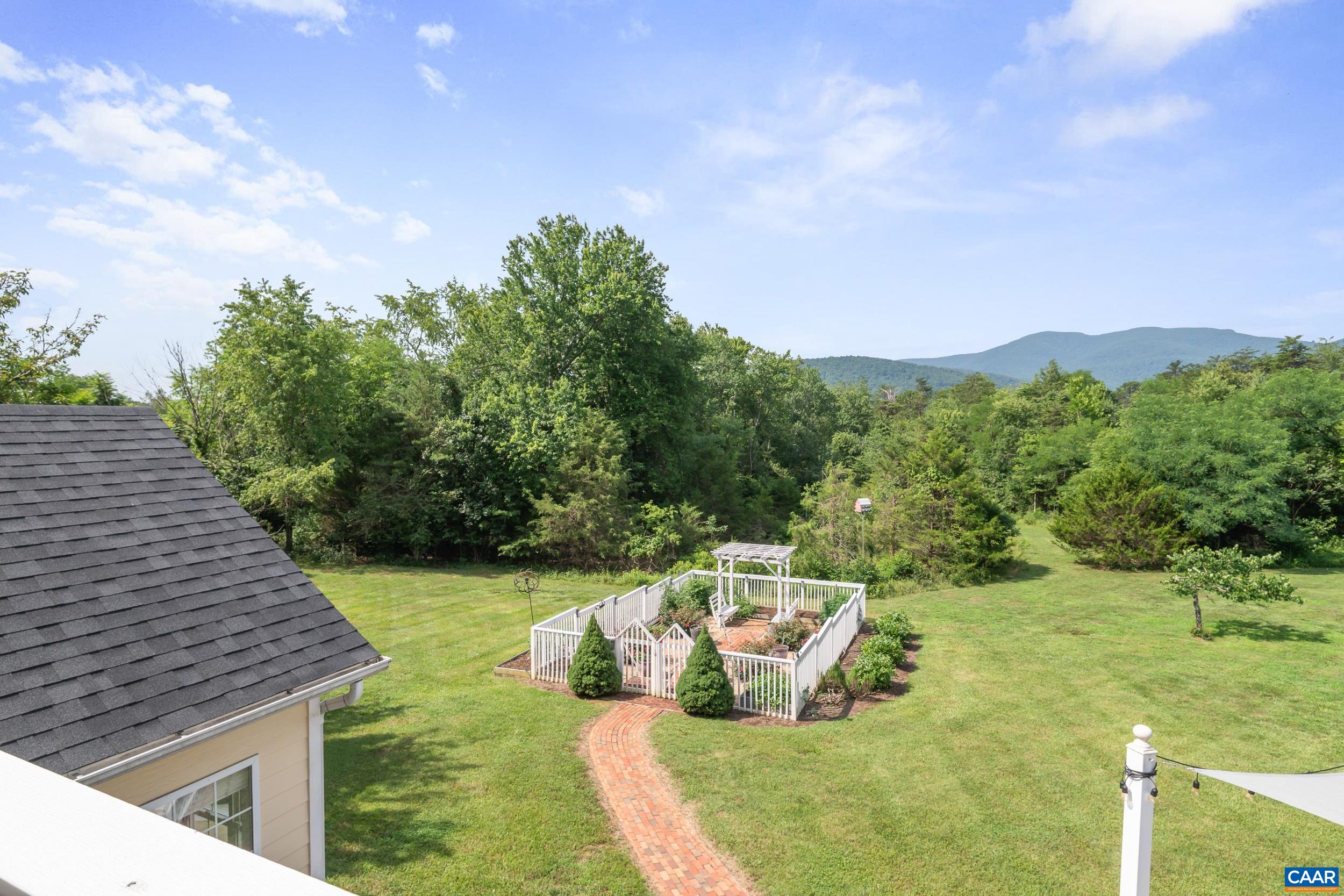 267 TANBARK DR, AFTON, Virginia 22920, 5 Bedrooms Bedrooms, ,4 BathroomsBathrooms,Residential,267 TANBARK DR,680772 MLS # 680772