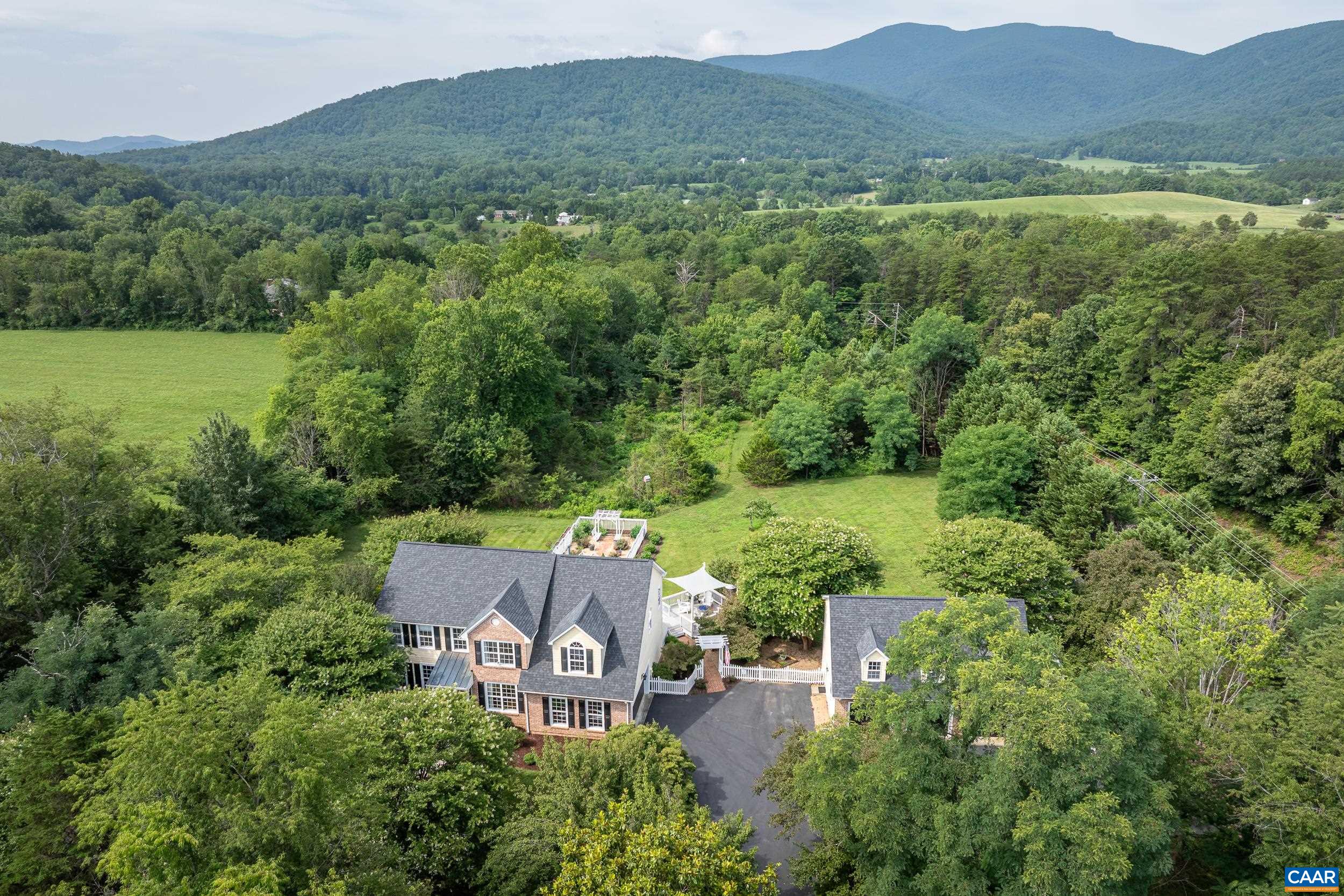 267 TANBARK DR, AFTON, Virginia 22920, 5 Bedrooms Bedrooms, ,4 BathroomsBathrooms,Residential,267 TANBARK DR,680772 MLS # 680772