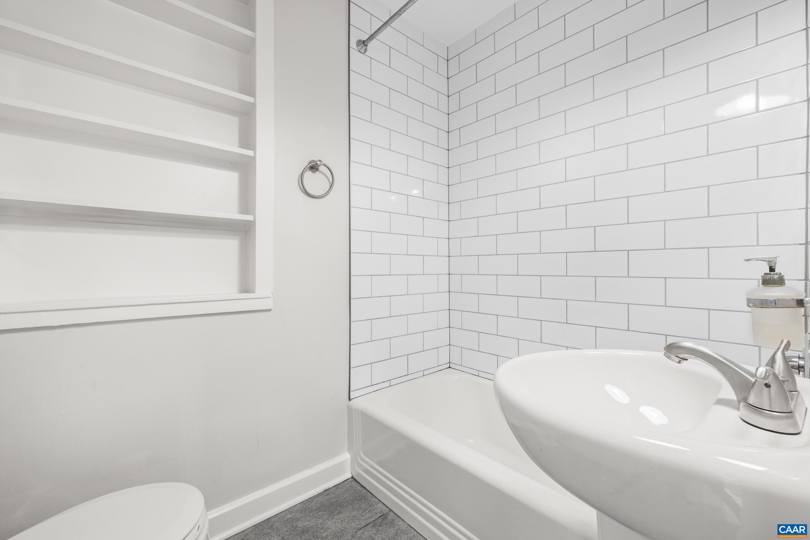 609 BLENHEIM AVE, CHARLOTTESVILLE, Virginia 22902, 3 Bedrooms Bedrooms, ,2 BathroomsBathrooms,Residential,609 BLENHEIM AVE,680843 MLS # 680843