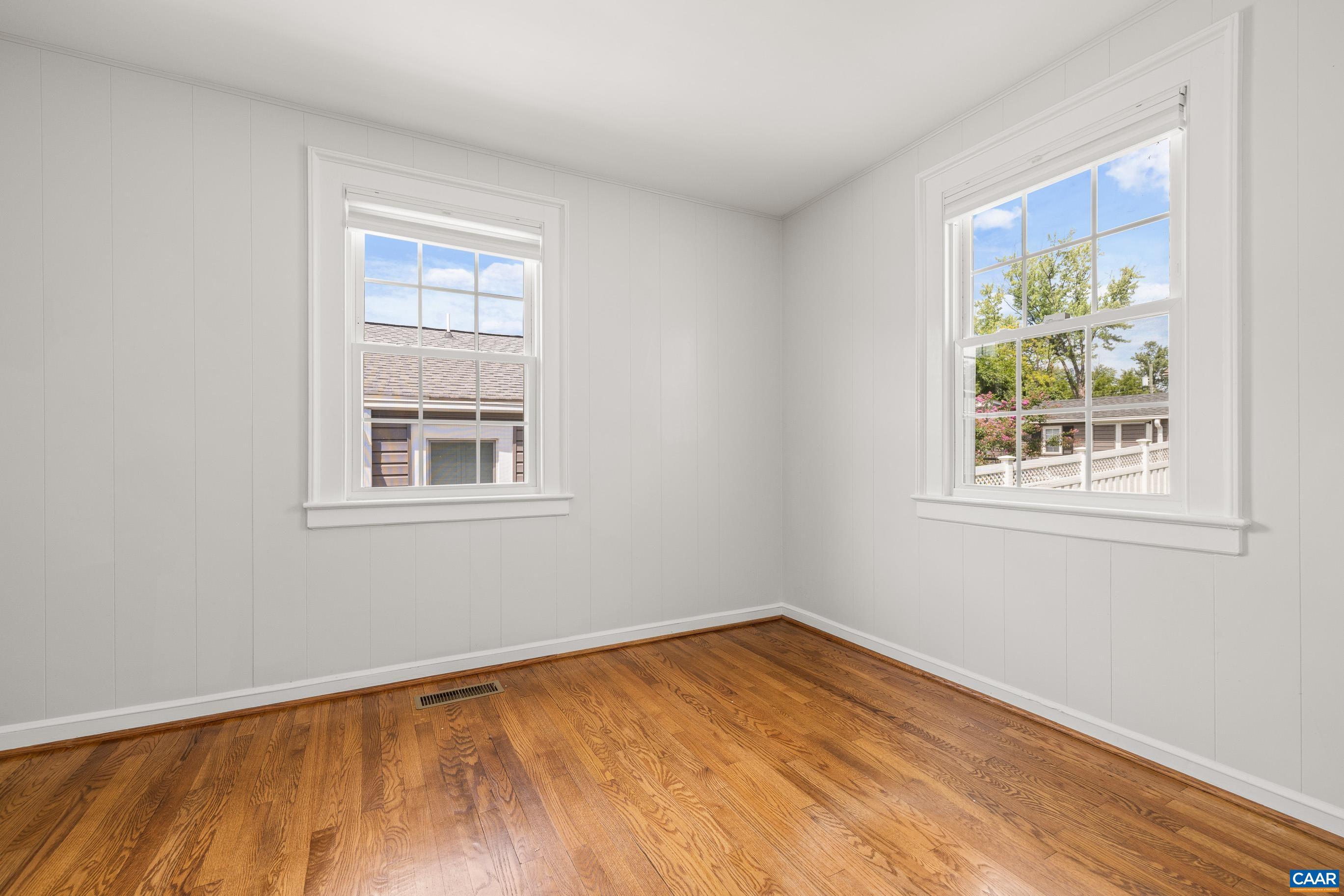 609 BLENHEIM AVE, CHARLOTTESVILLE, Virginia 22902, 3 Bedrooms Bedrooms, ,2 BathroomsBathrooms,Residential,609 BLENHEIM AVE,680843 MLS # 680843