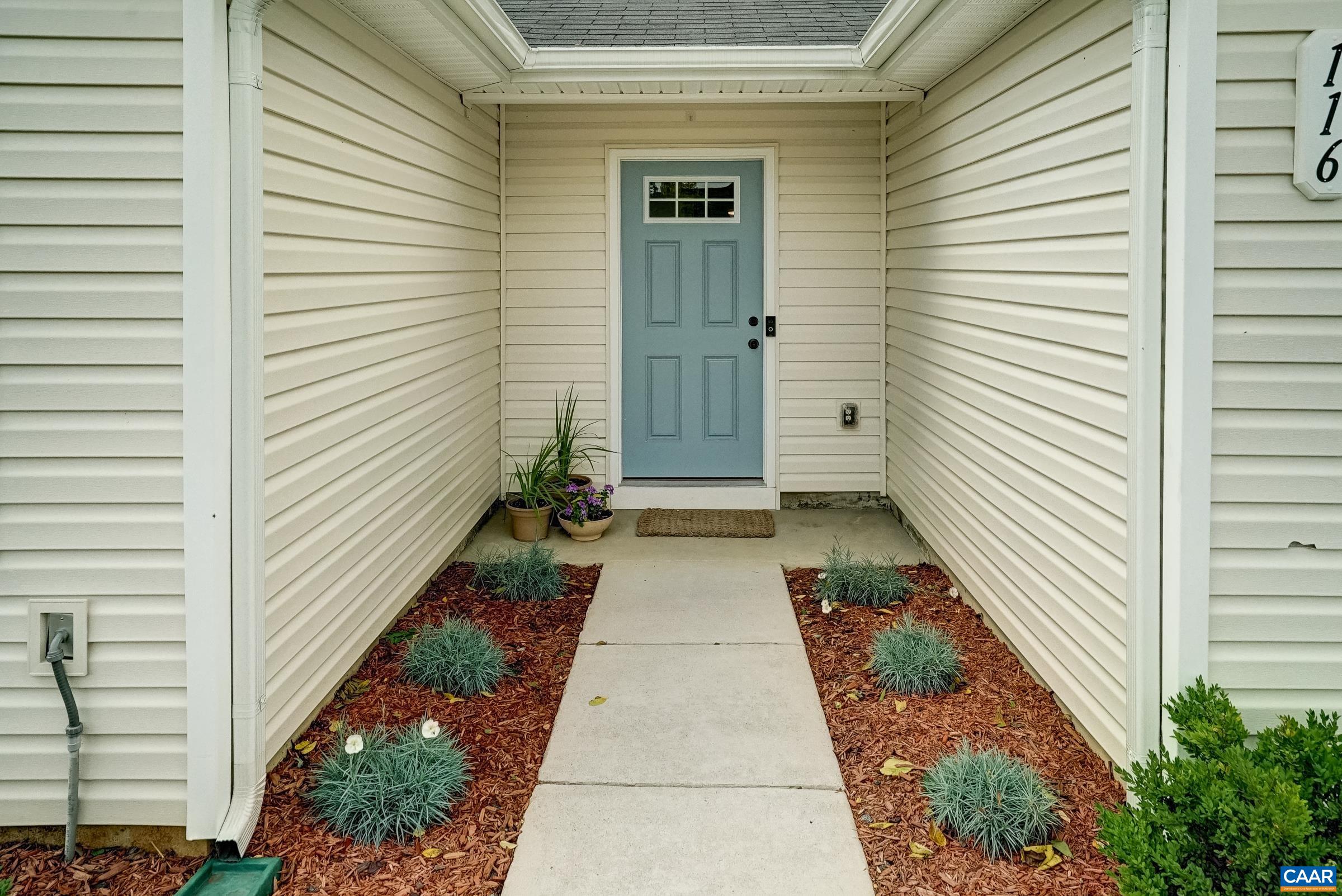 Welcoming front walk Welcoming front walk