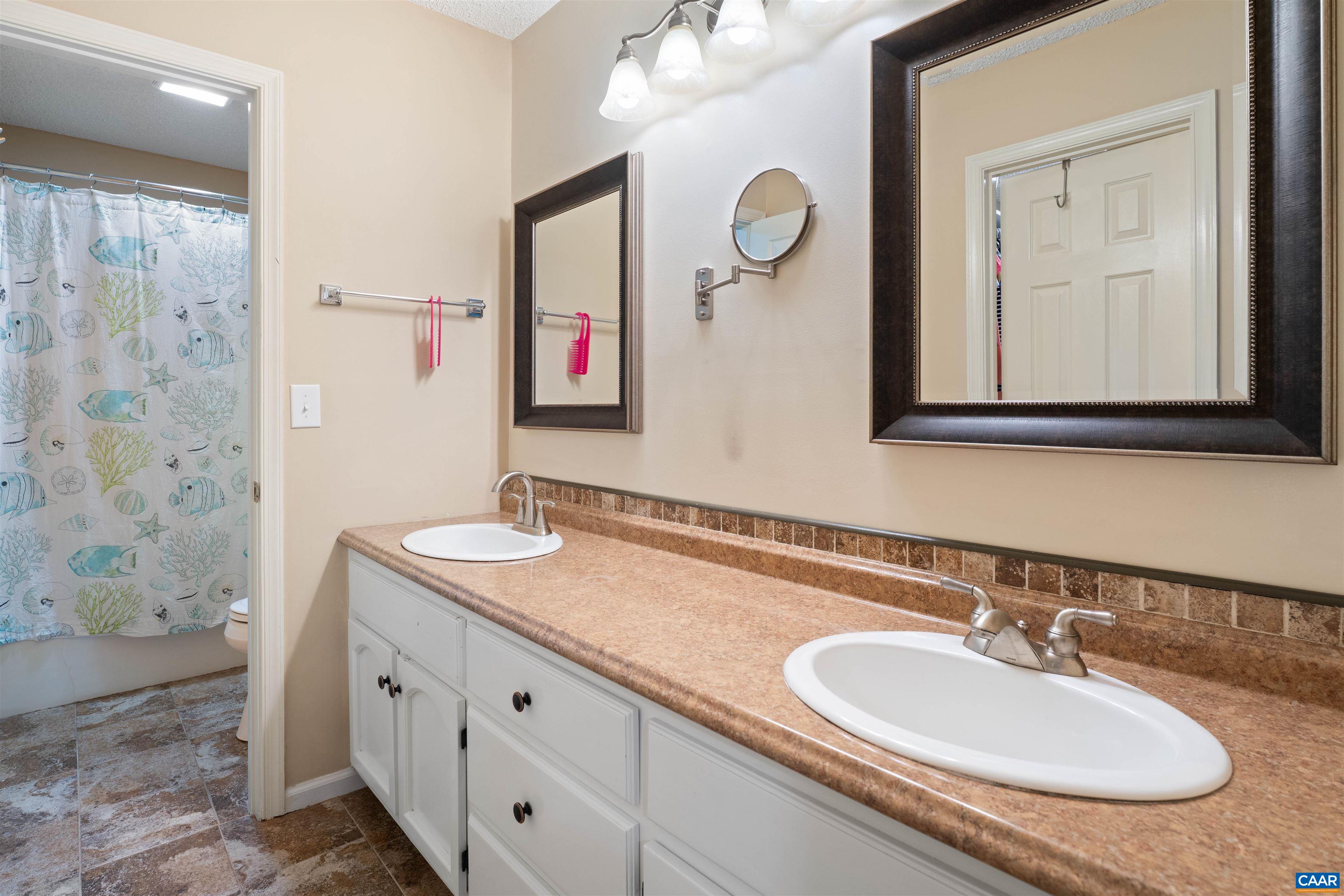 47 MARWOOD DR, PALMYRA, Virginia 22963, 4 Bedrooms Bedrooms, ,3 BathroomsBathrooms,Residential,47 MARWOOD DR,680872 MLS # 680872 47 MARWOOD DR, PALMYRA, Virginia 22963, 4 Bedrooms Bedrooms, ,3 BathroomsBathrooms,Residential,47 MARWOOD DR,680872 MLS # 680872