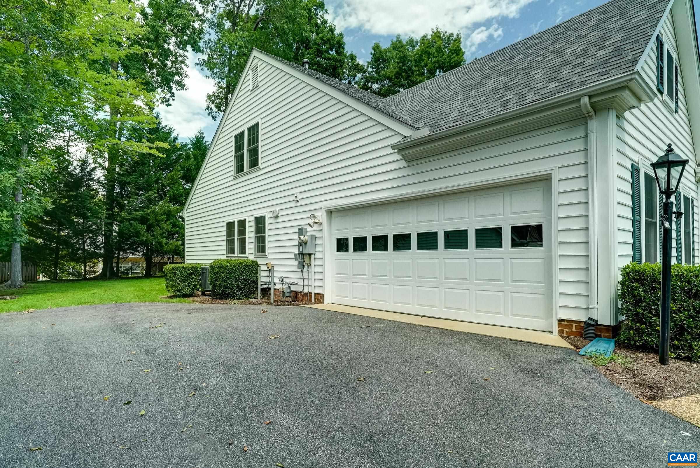 1290 RIVER CHASE LN, CHARLOTTESVILLE, Virginia 22901, 4 Bedrooms Bedrooms, ,2 BathroomsBathrooms,Residential,1290 RIVER CHASE LN,680874 MLS # 680874 1290 RIVER CHASE LN, CHARLOTTESVILLE, Virginia 22901, 4 Bedrooms Bedrooms, ,2 BathroomsBathrooms,Residential,1290 RIVER CHASE LN,680874 MLS # 680874